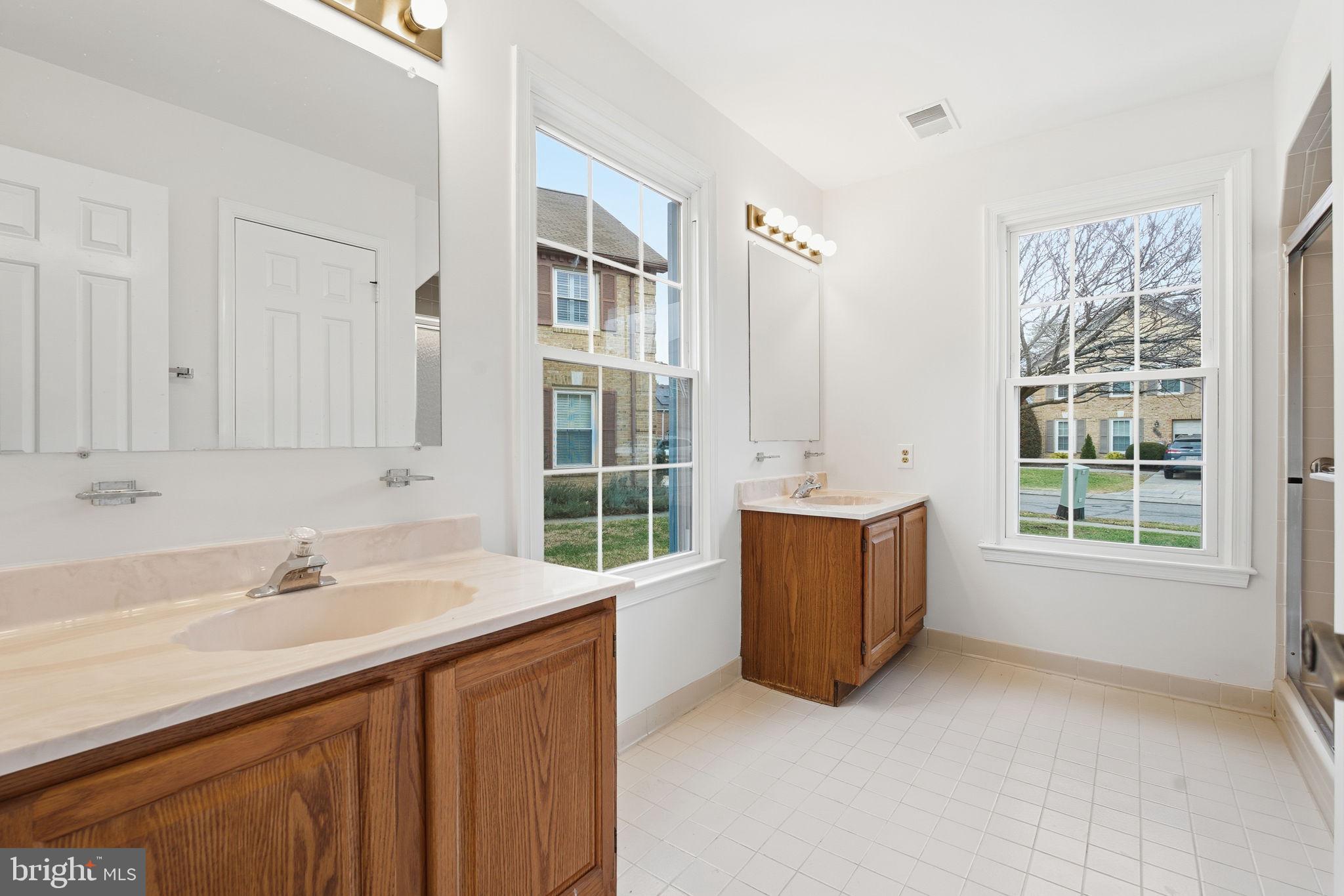 HERITAGE HARBOUR - Residential