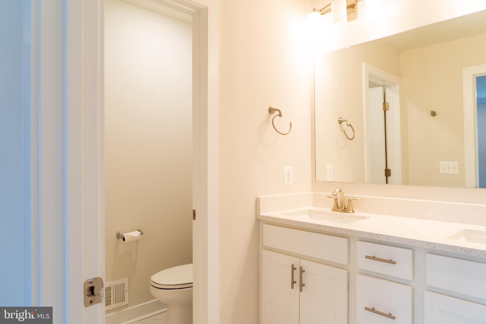 CLARKSBURG SQUARE - Residential