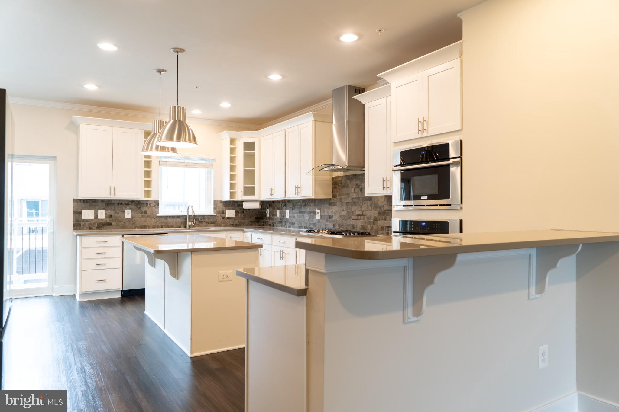 54 VERDANT OAK ALY ALLEY