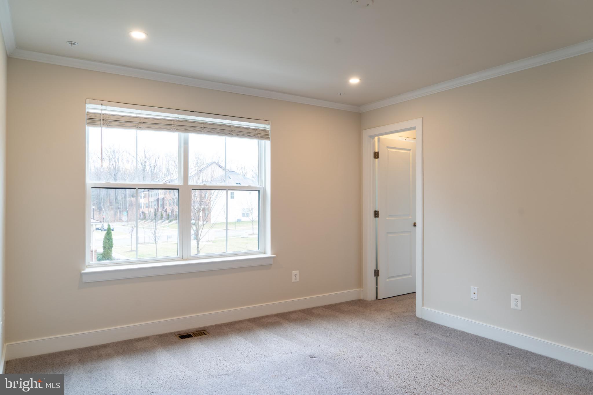 CLARKSBURG SQUARE - Residential