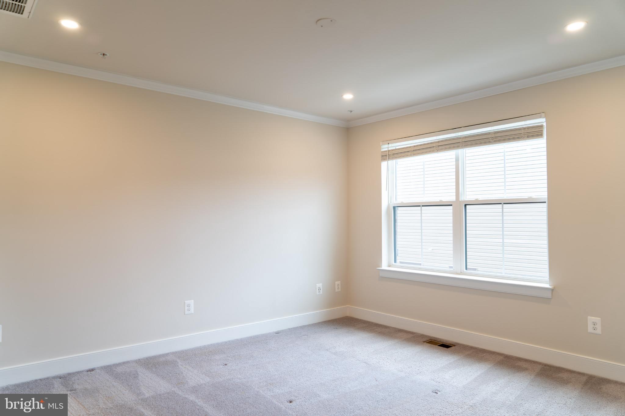 CLARKSBURG SQUARE - Residential