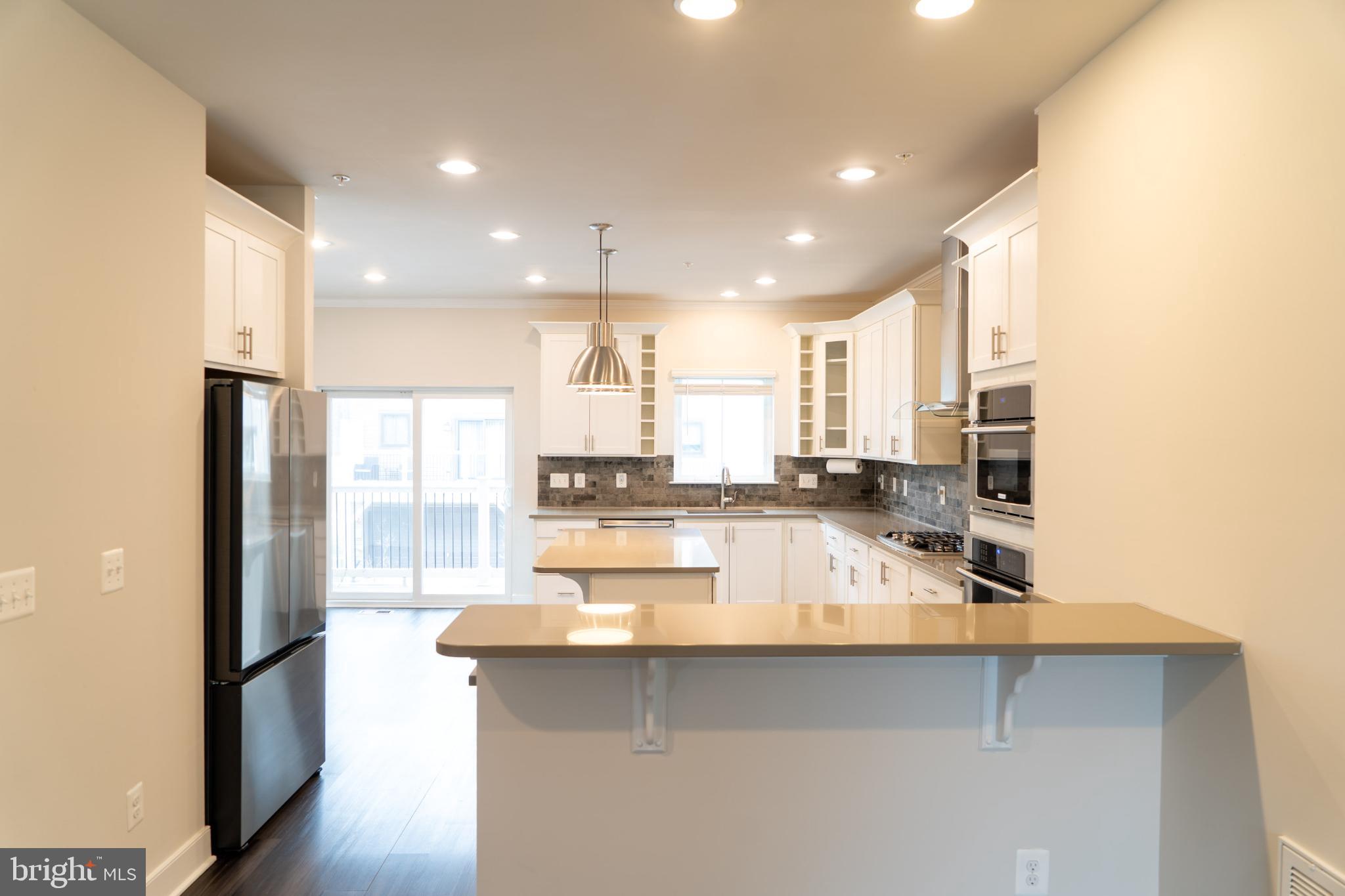 54 VERDANT OAK ALY ALLEY