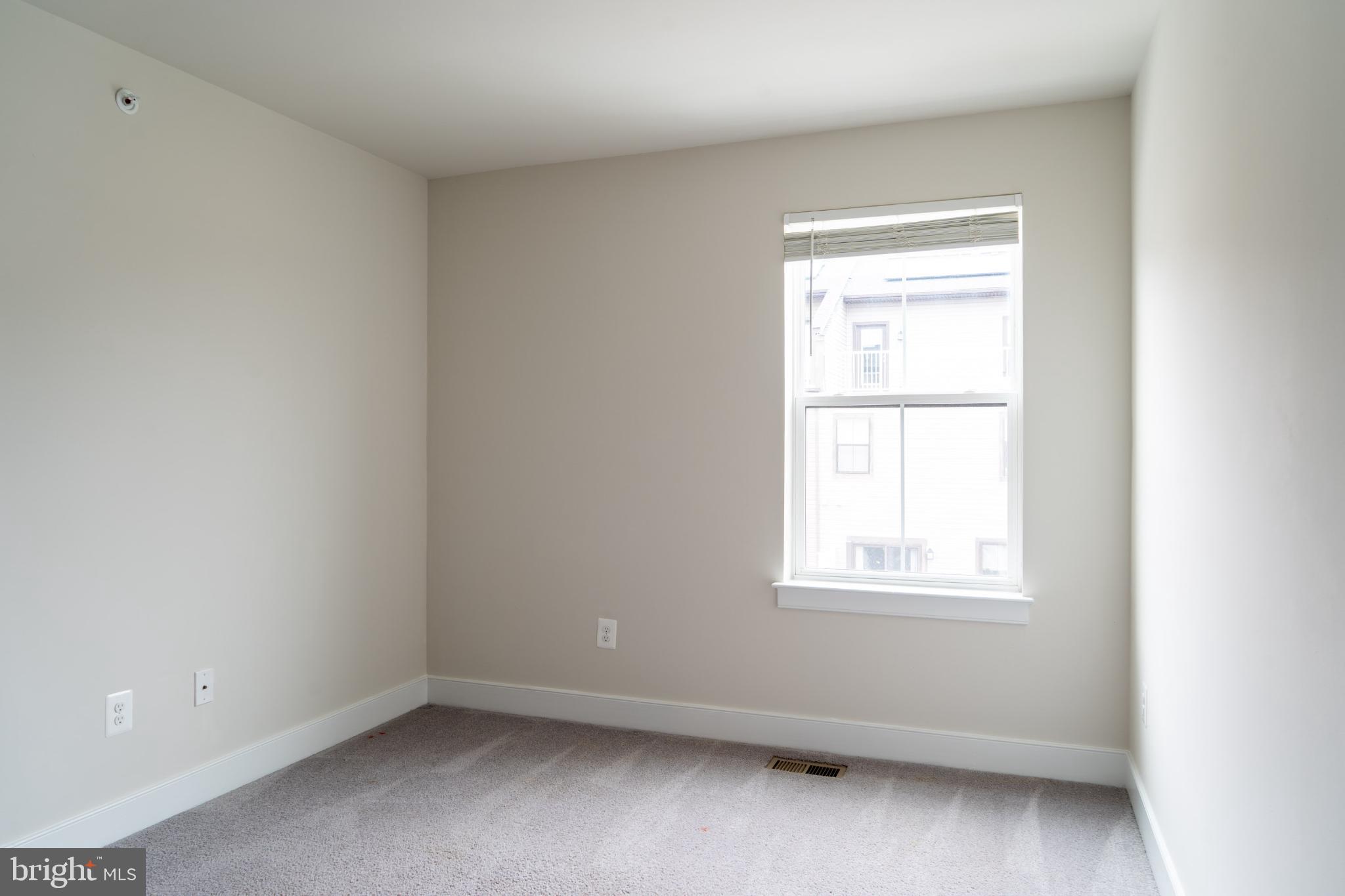 CLARKSBURG SQUARE - Residential