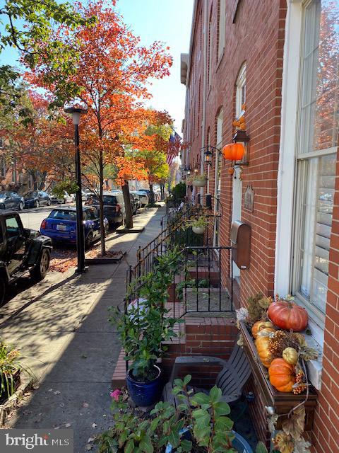 RIVERSIDE - Residential