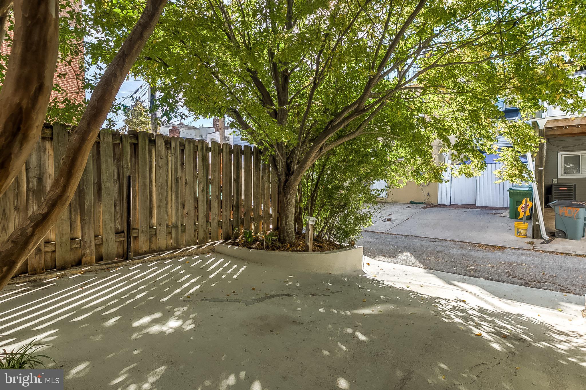 RIVERSIDE - Residential