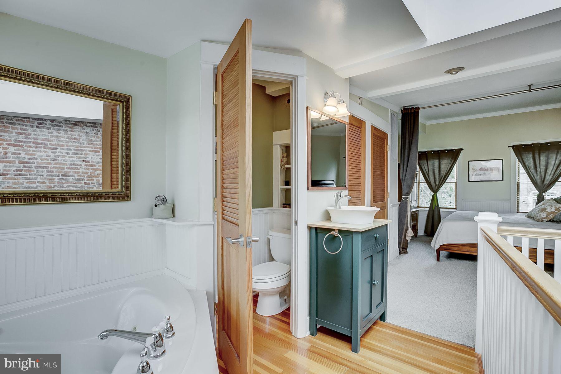 RIVERSIDE - Residential