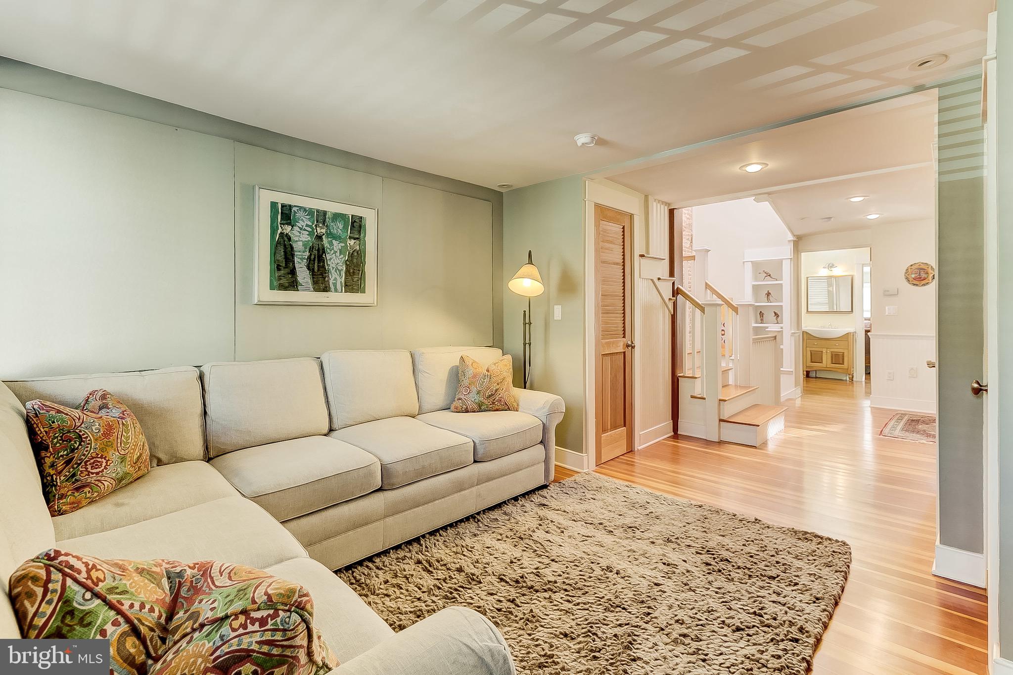 RIVERSIDE - Residential