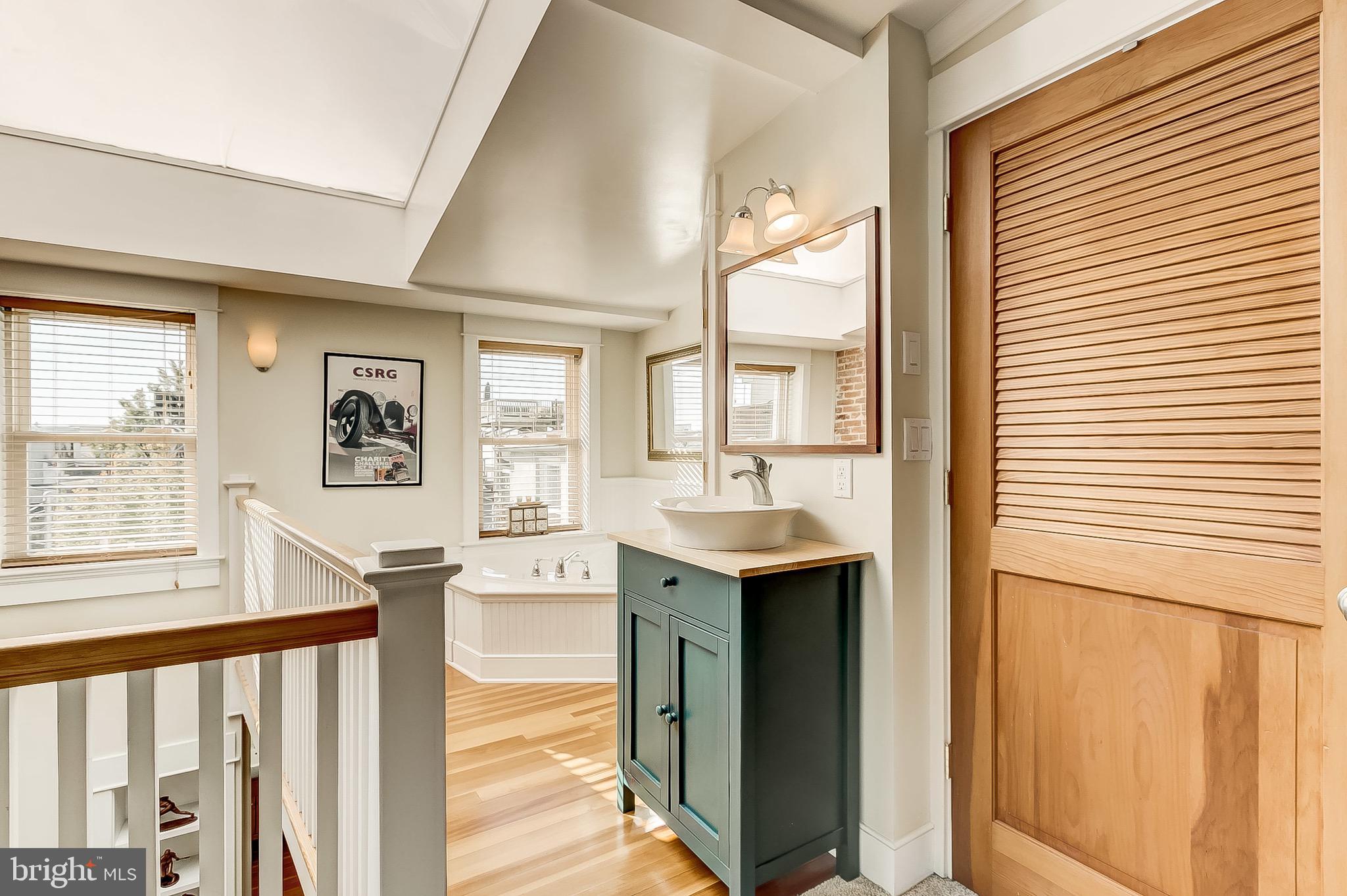 RIVERSIDE - Residential