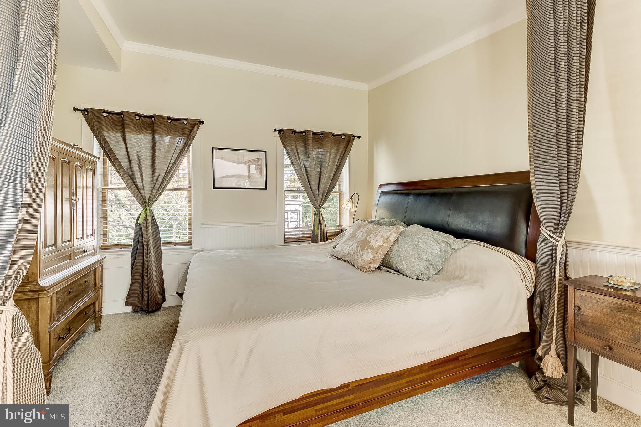 RIVERSIDE - Residential