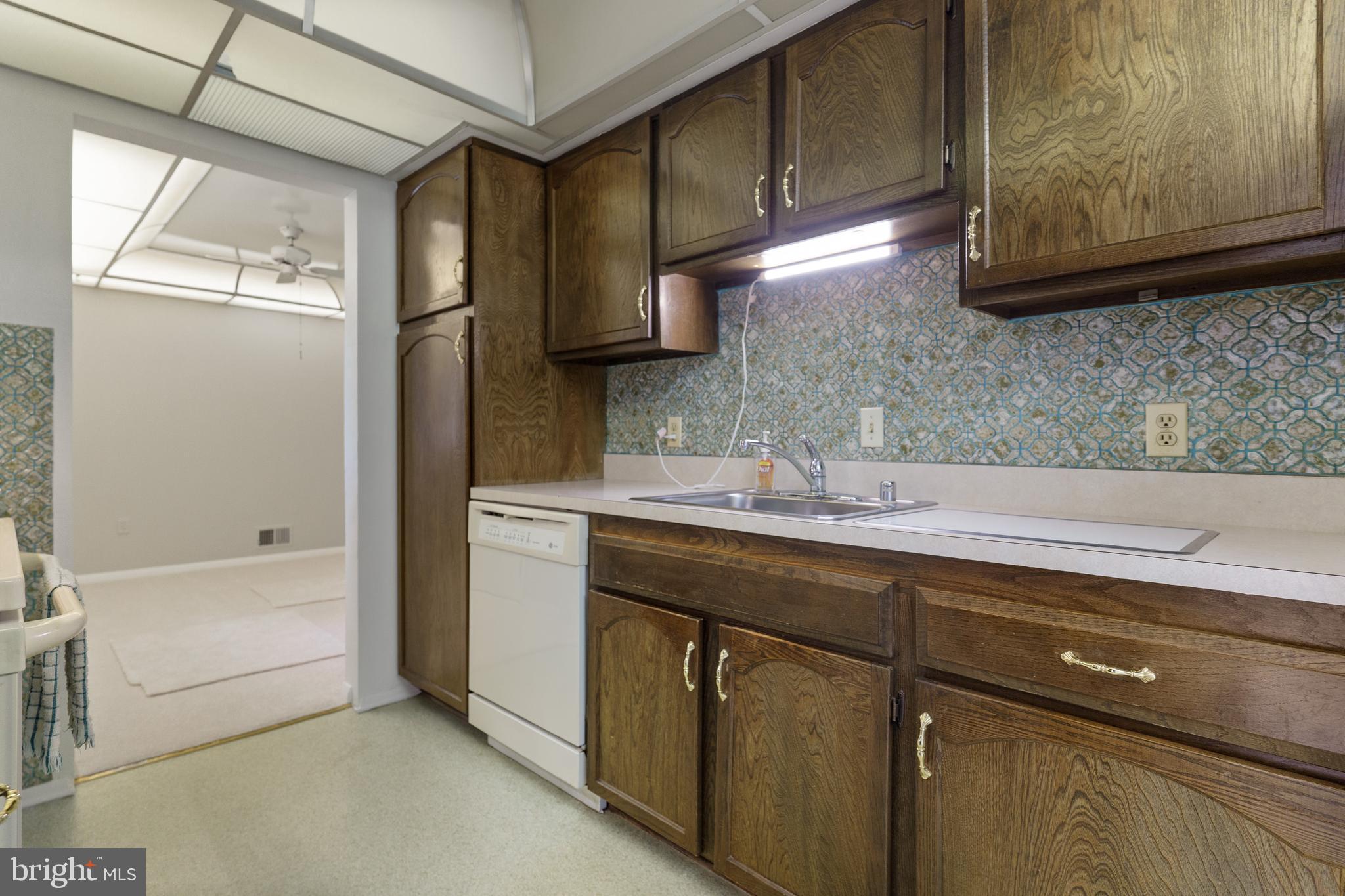 ROSSMOOR MUTUAL - Residential