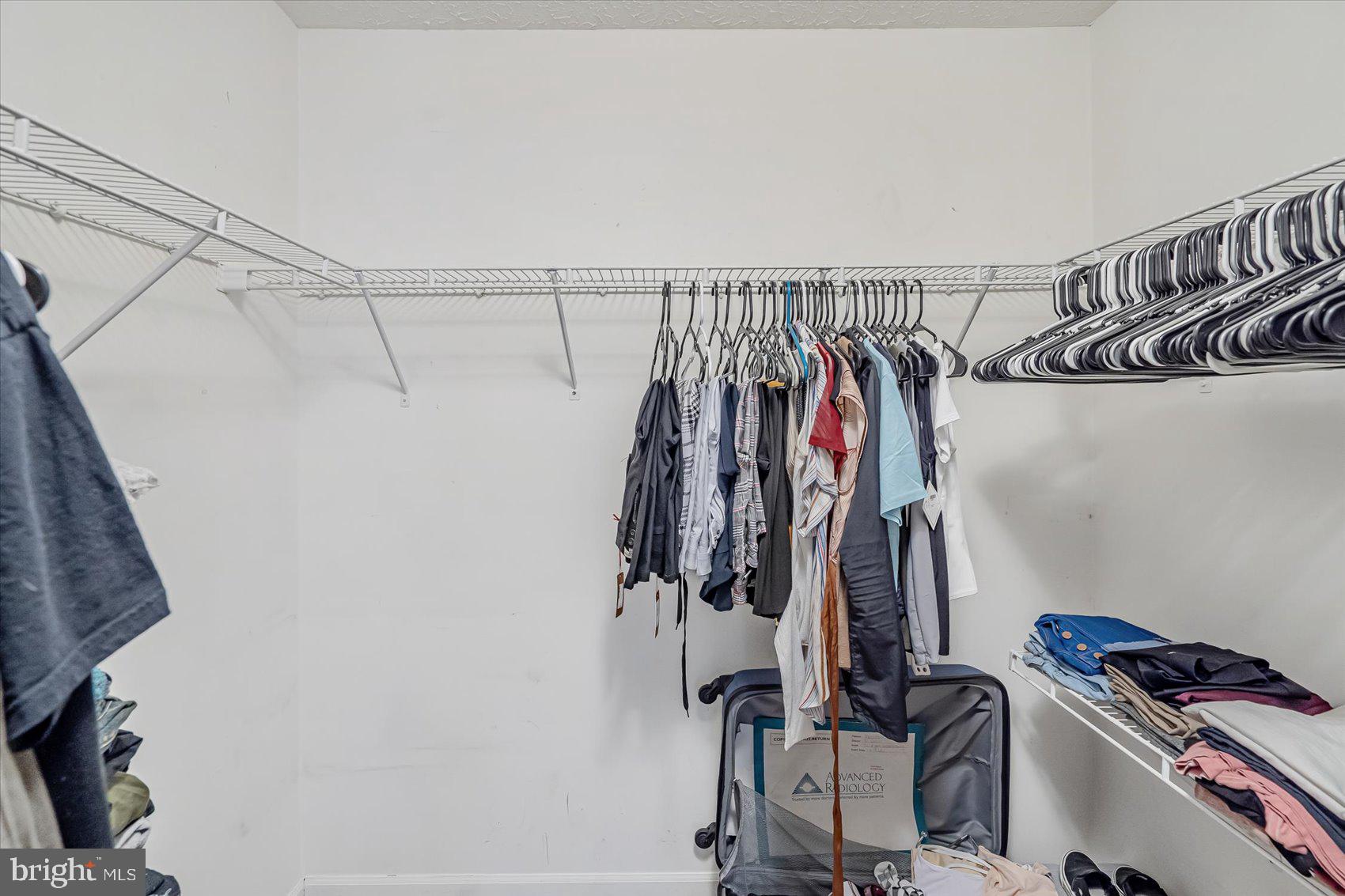 WOODBRIDGE CENTER - Residential