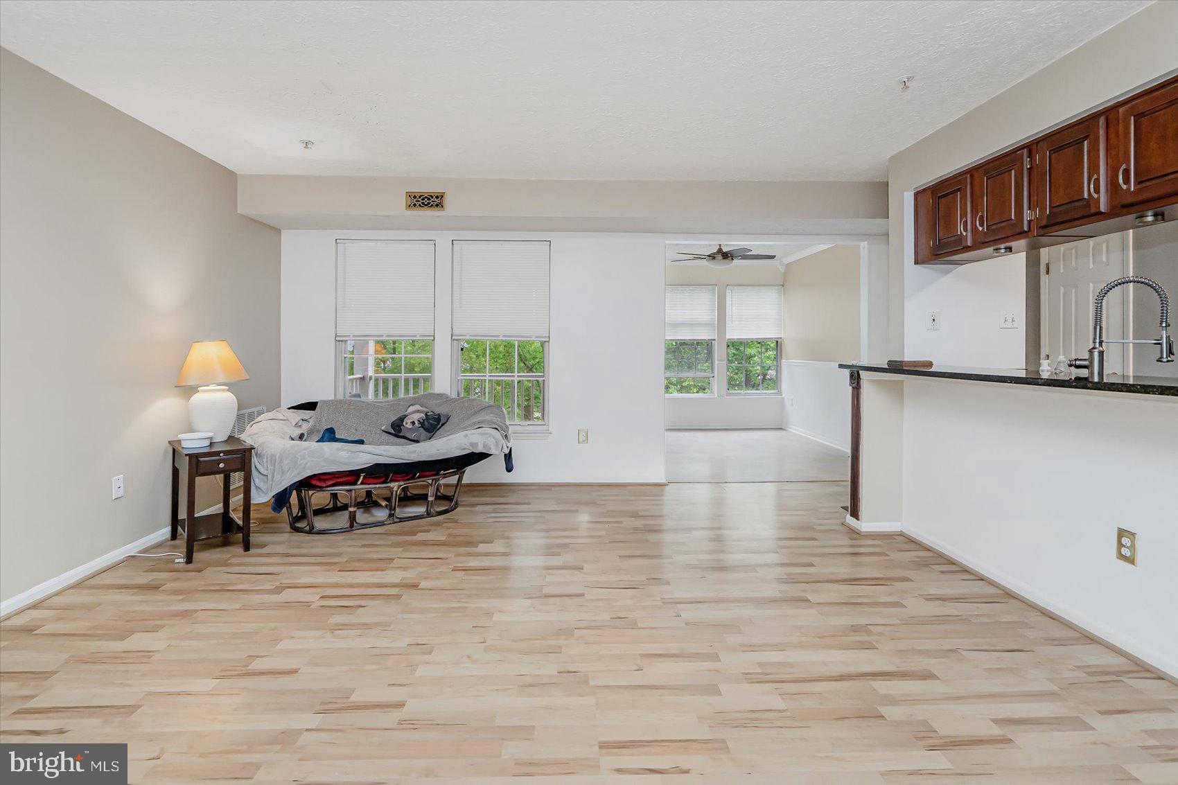 WOODBRIDGE CENTER - Residential