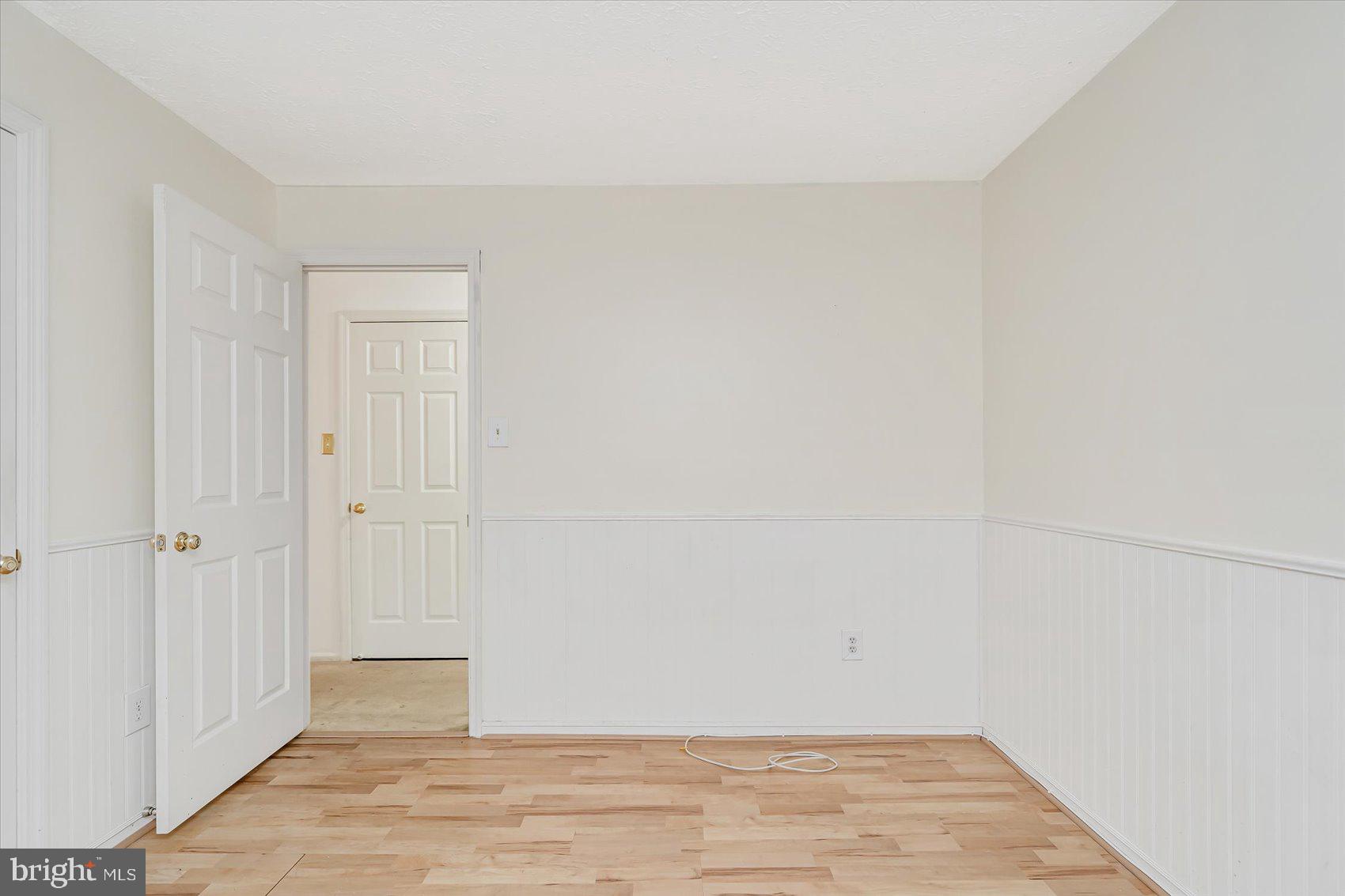 WOODBRIDGE CENTER - Residential