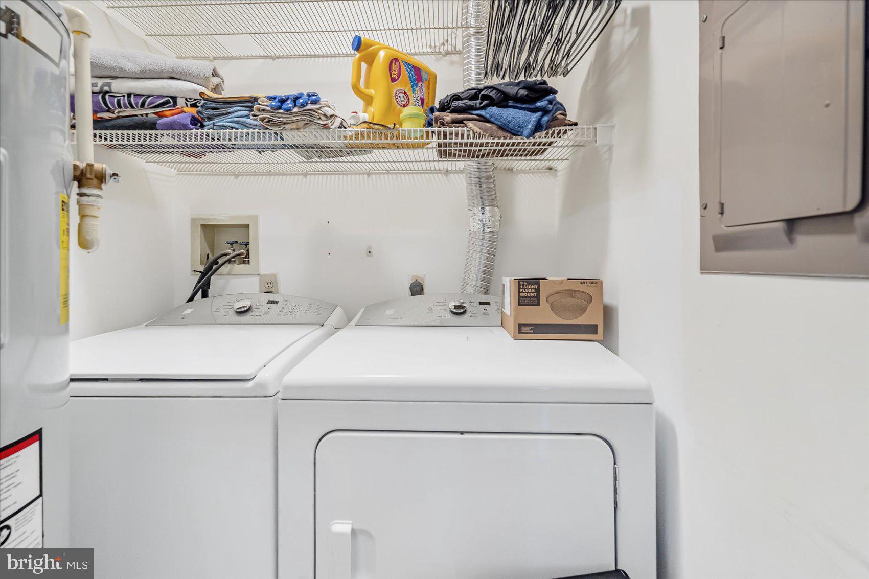 WOODBRIDGE CENTER - Residential