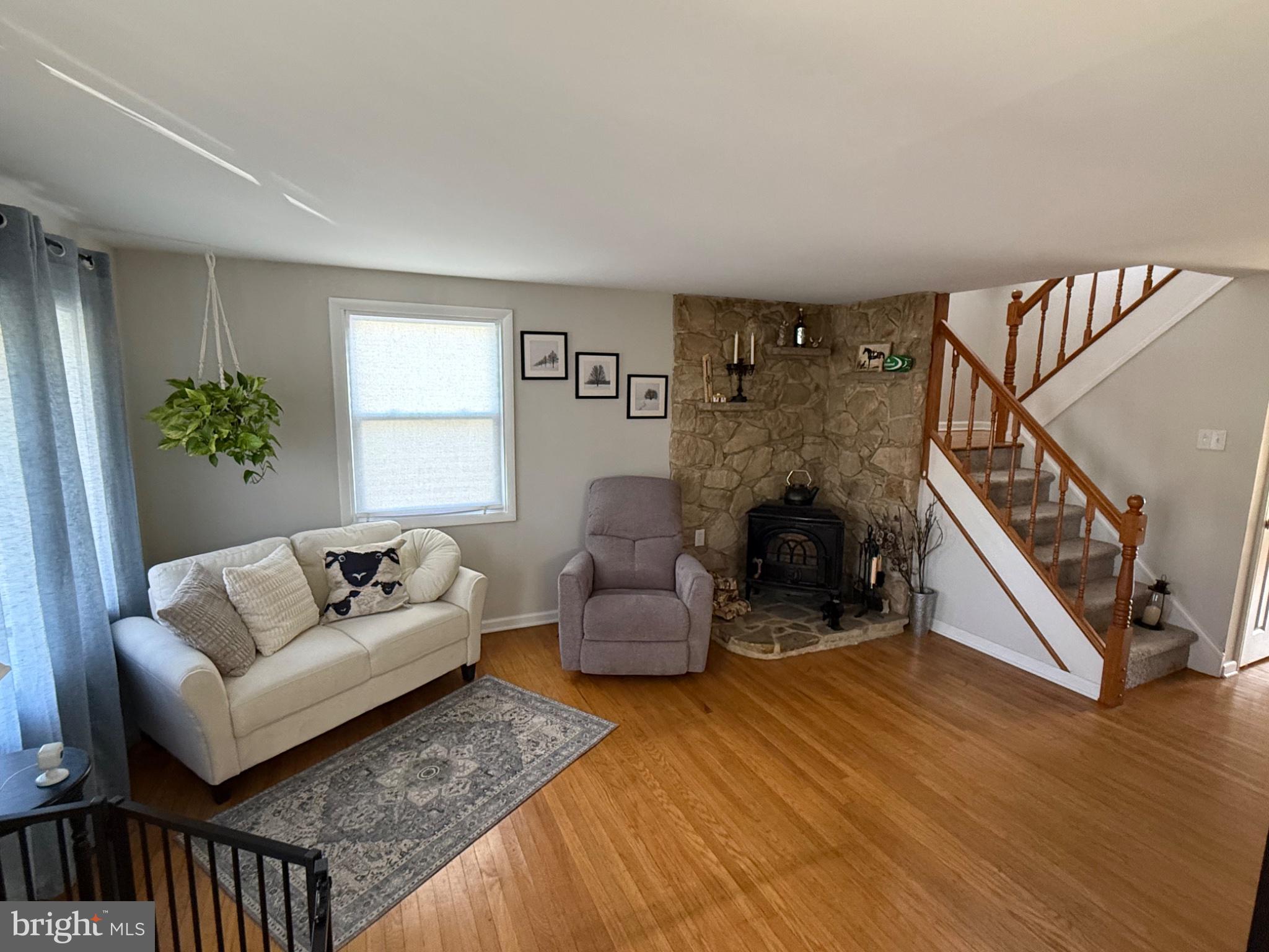 431 N FORKLANDING ROAD