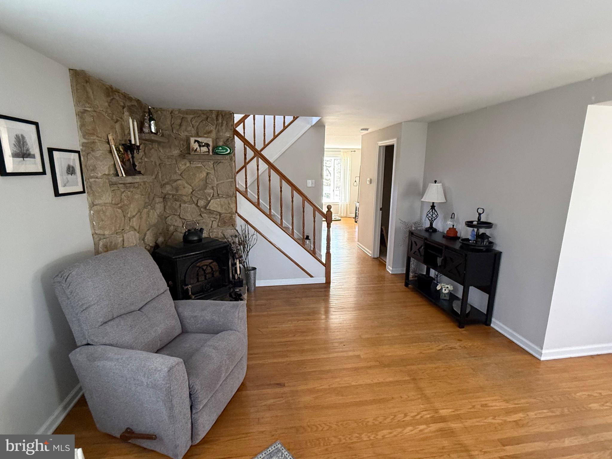 431 N FORKLANDING ROAD