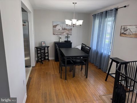 431 N FORKLANDING ROAD MAPLE SHADE NJ 08052