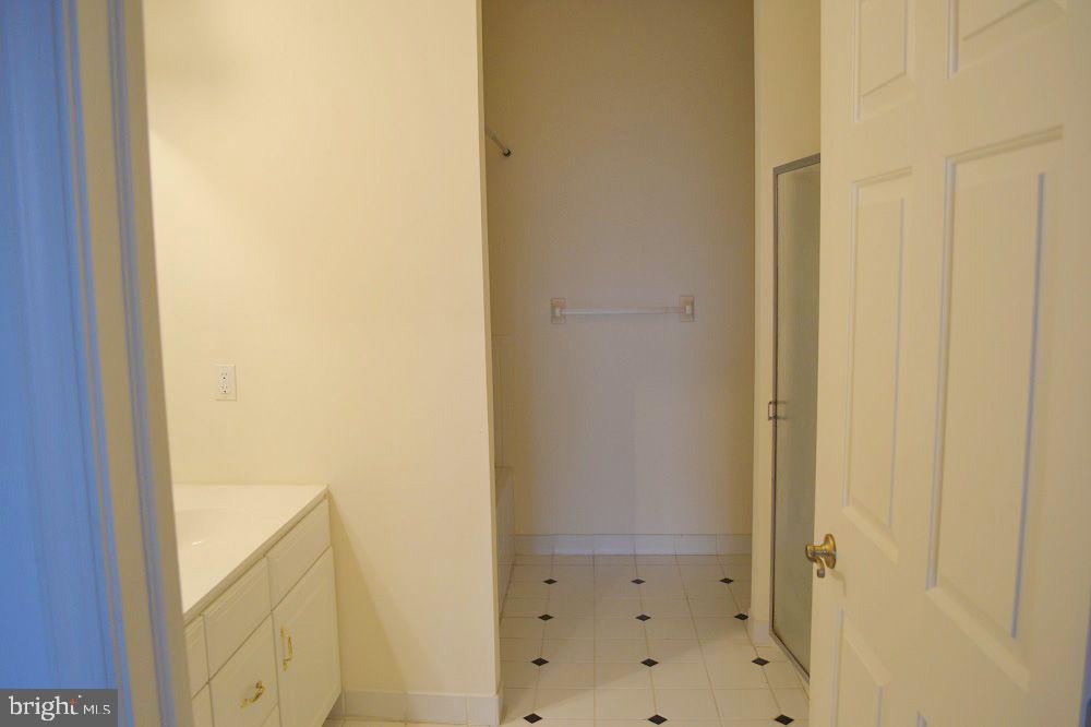 GOLFVIEW - Residential