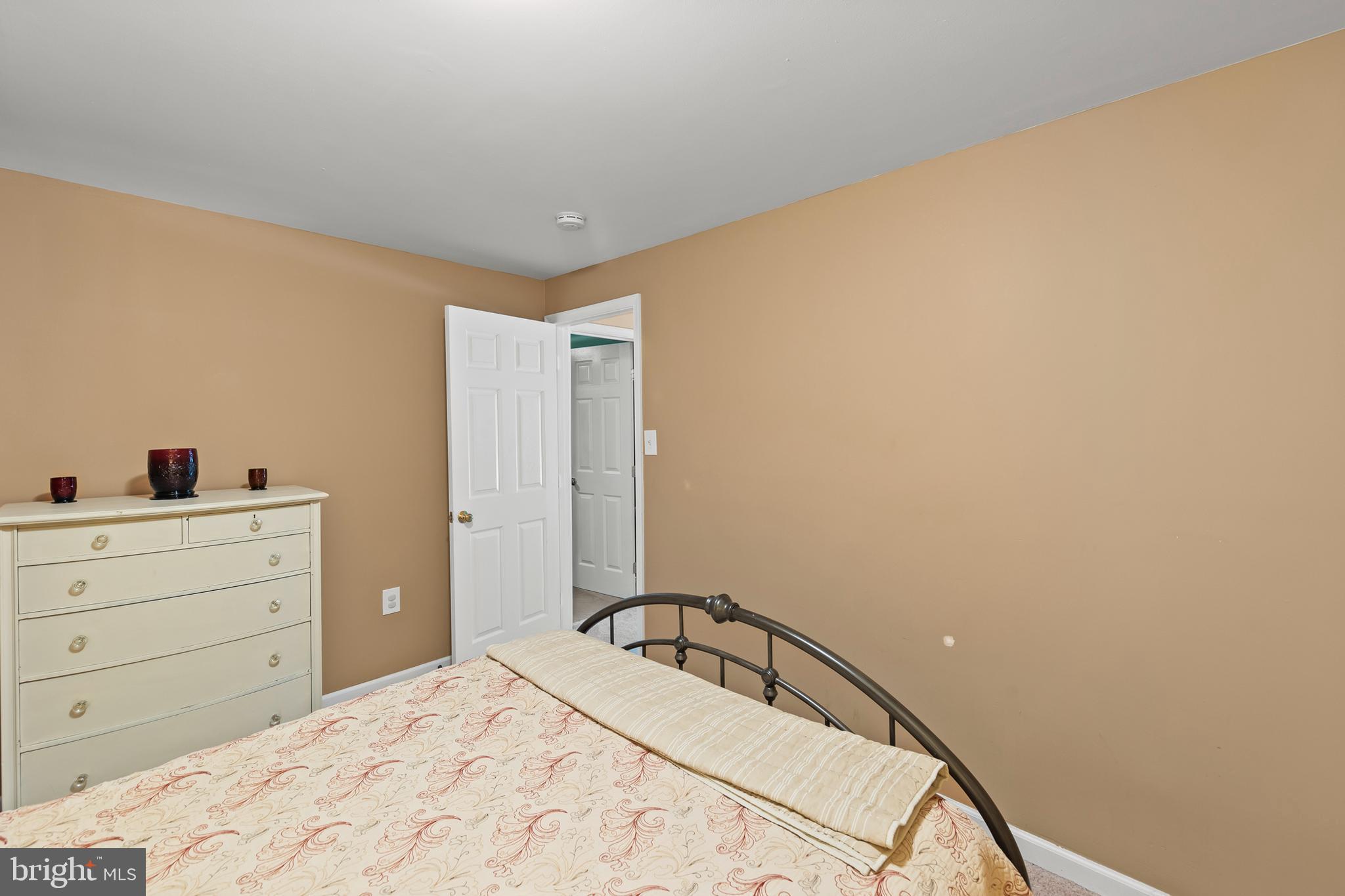 WAYSIDE VILLAGE - Residential