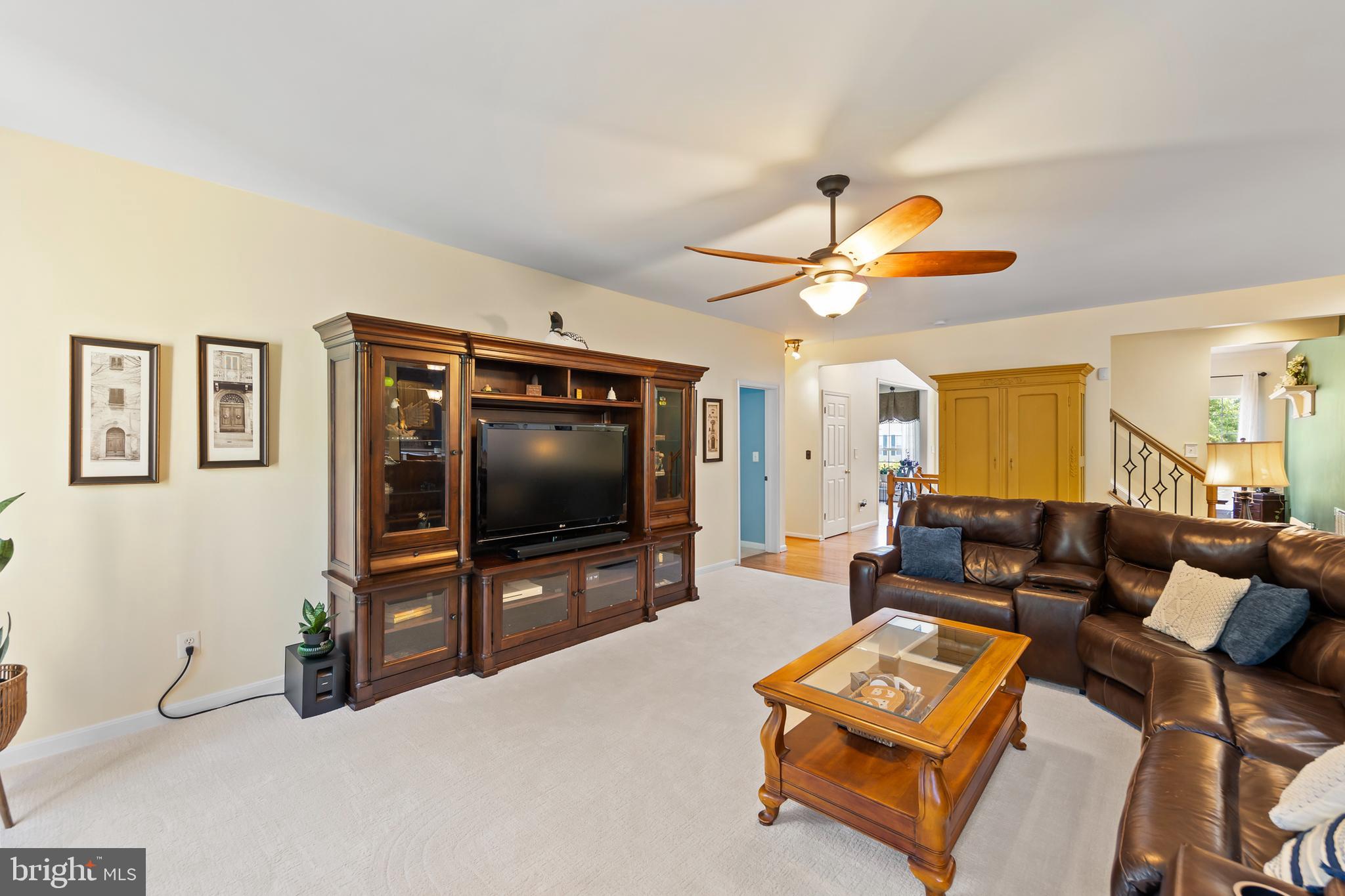 WAYSIDE VILLAGE - Residential