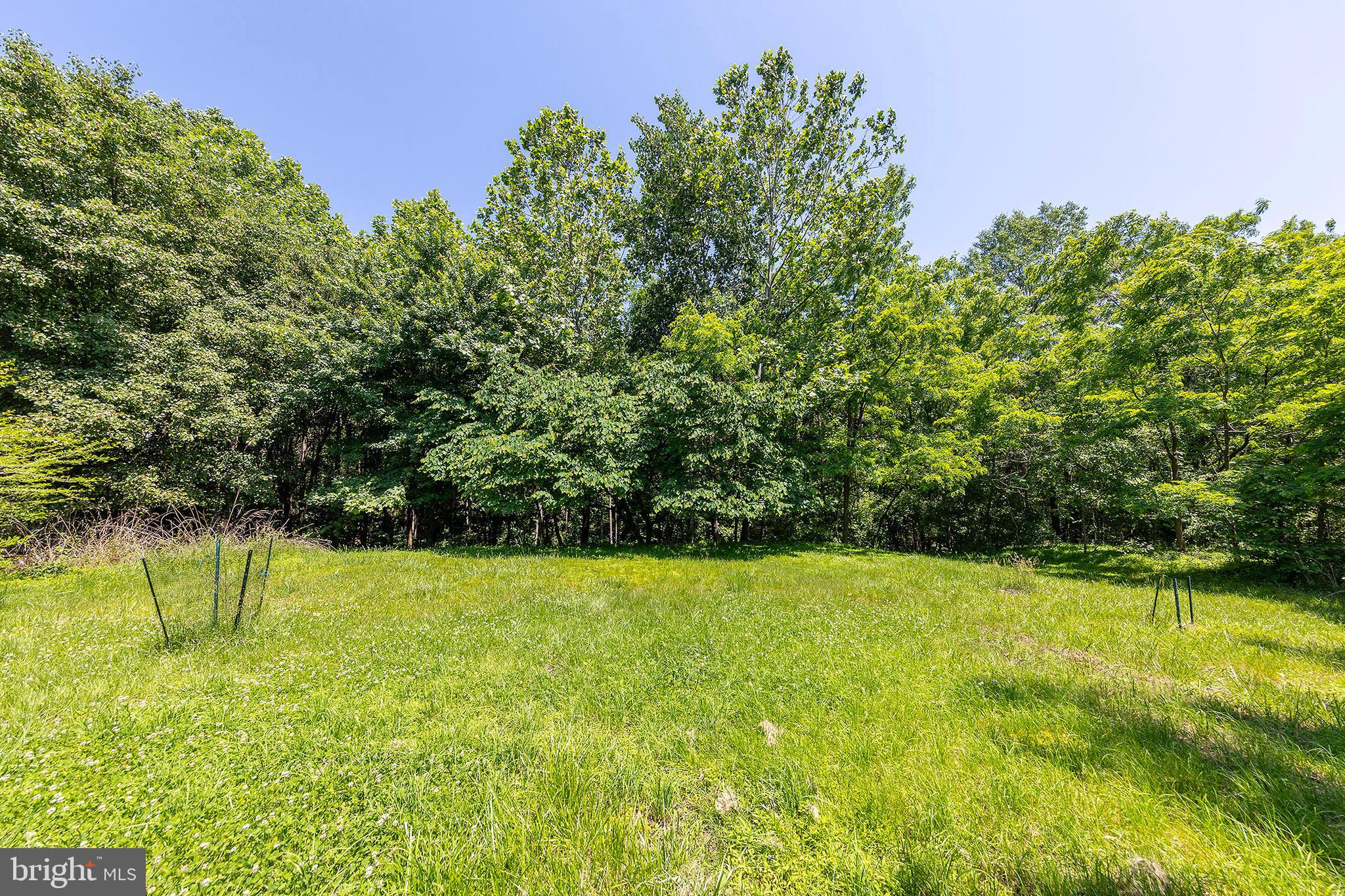 WAYSIDE VILLAGE - Residential