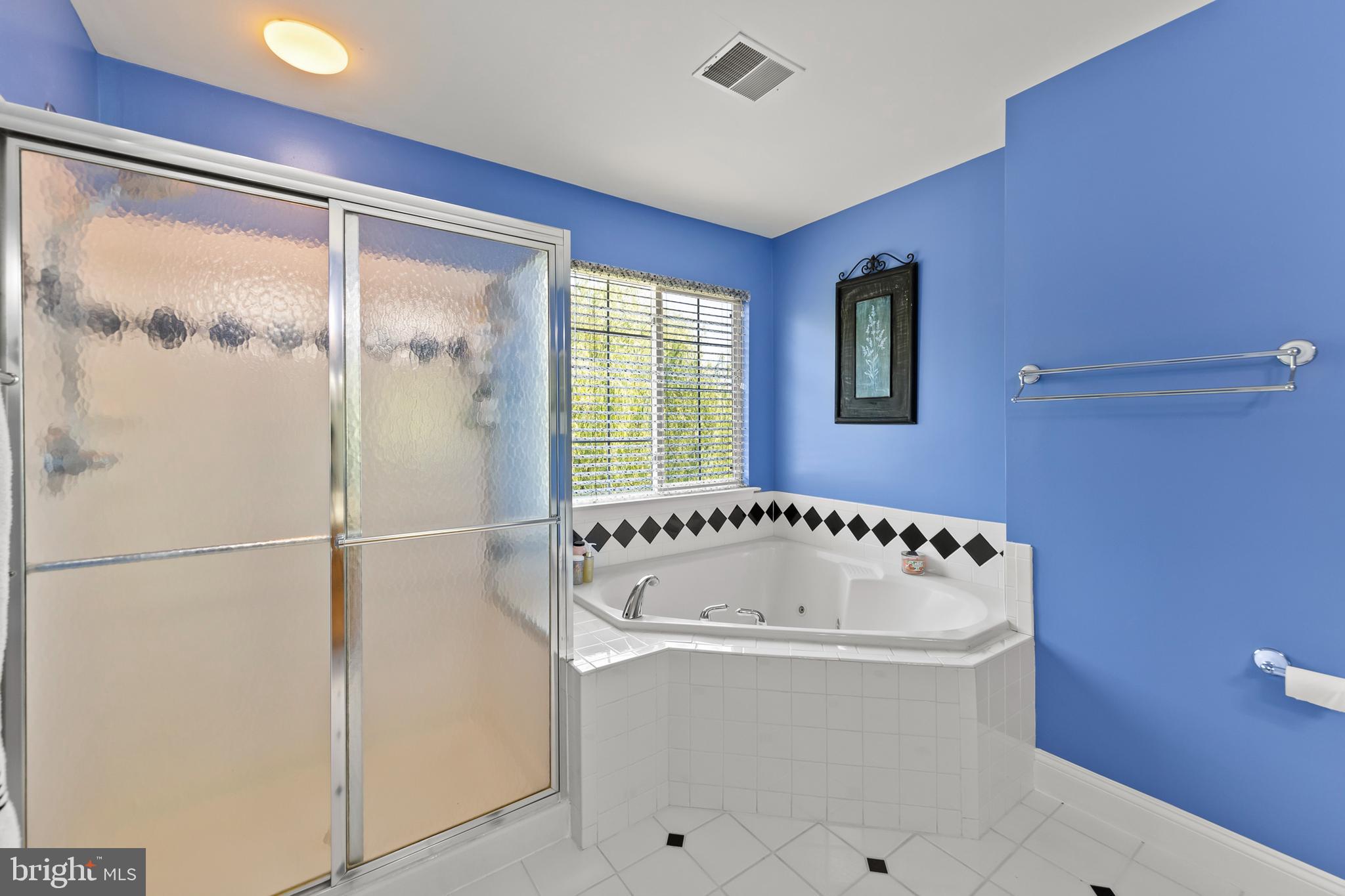 WAYSIDE VILLAGE - Residential