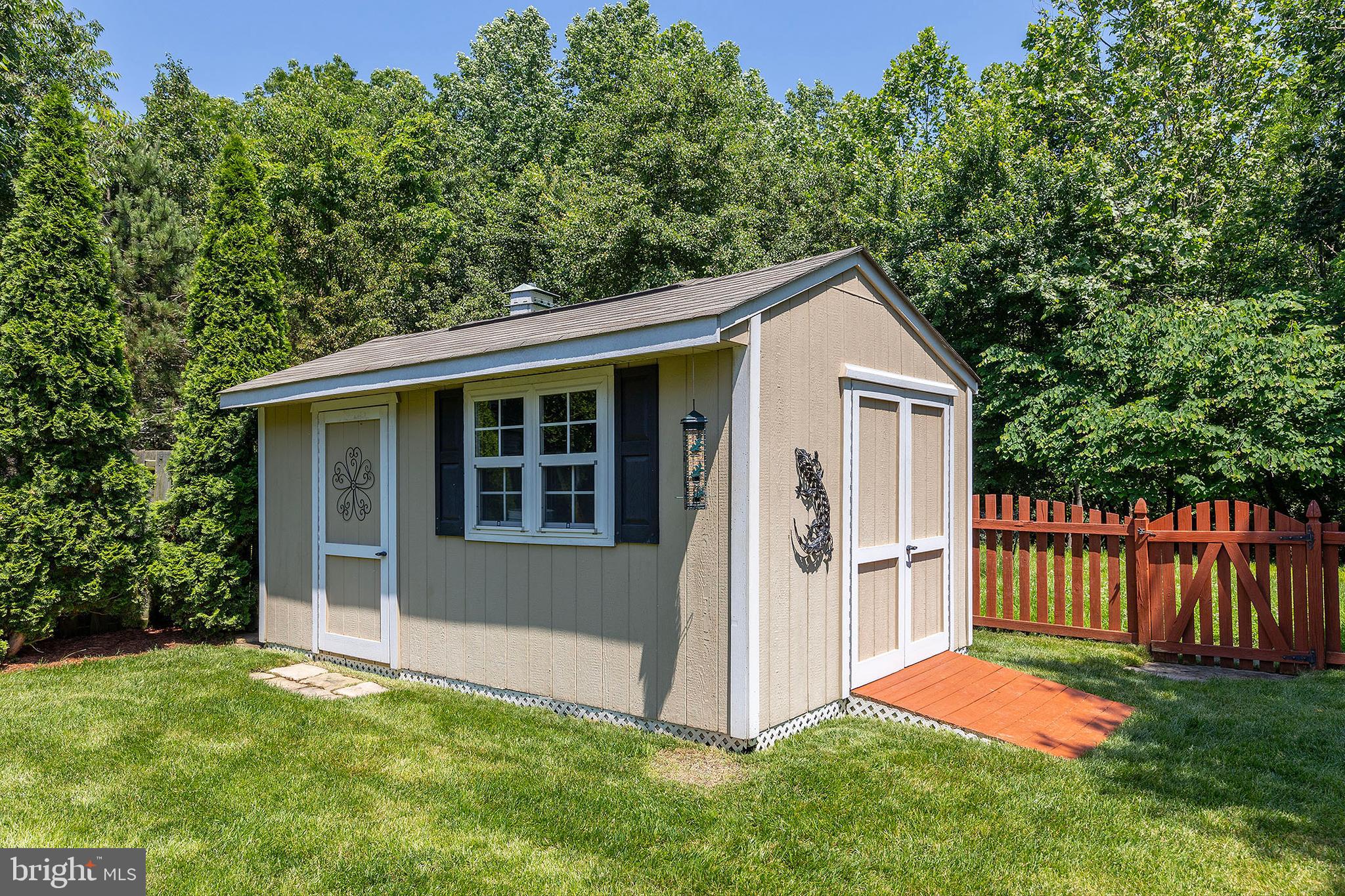 WAYSIDE VILLAGE - Residential