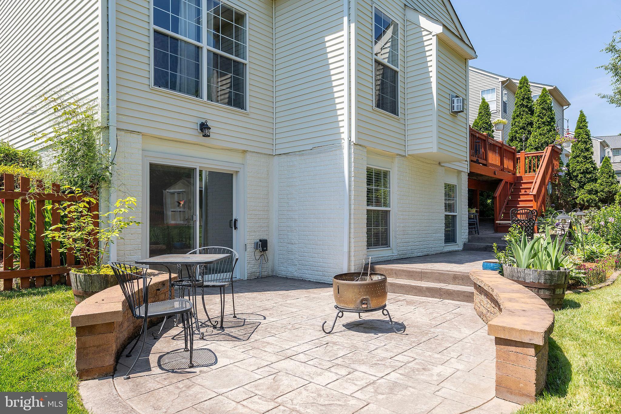 WAYSIDE VILLAGE - Residential