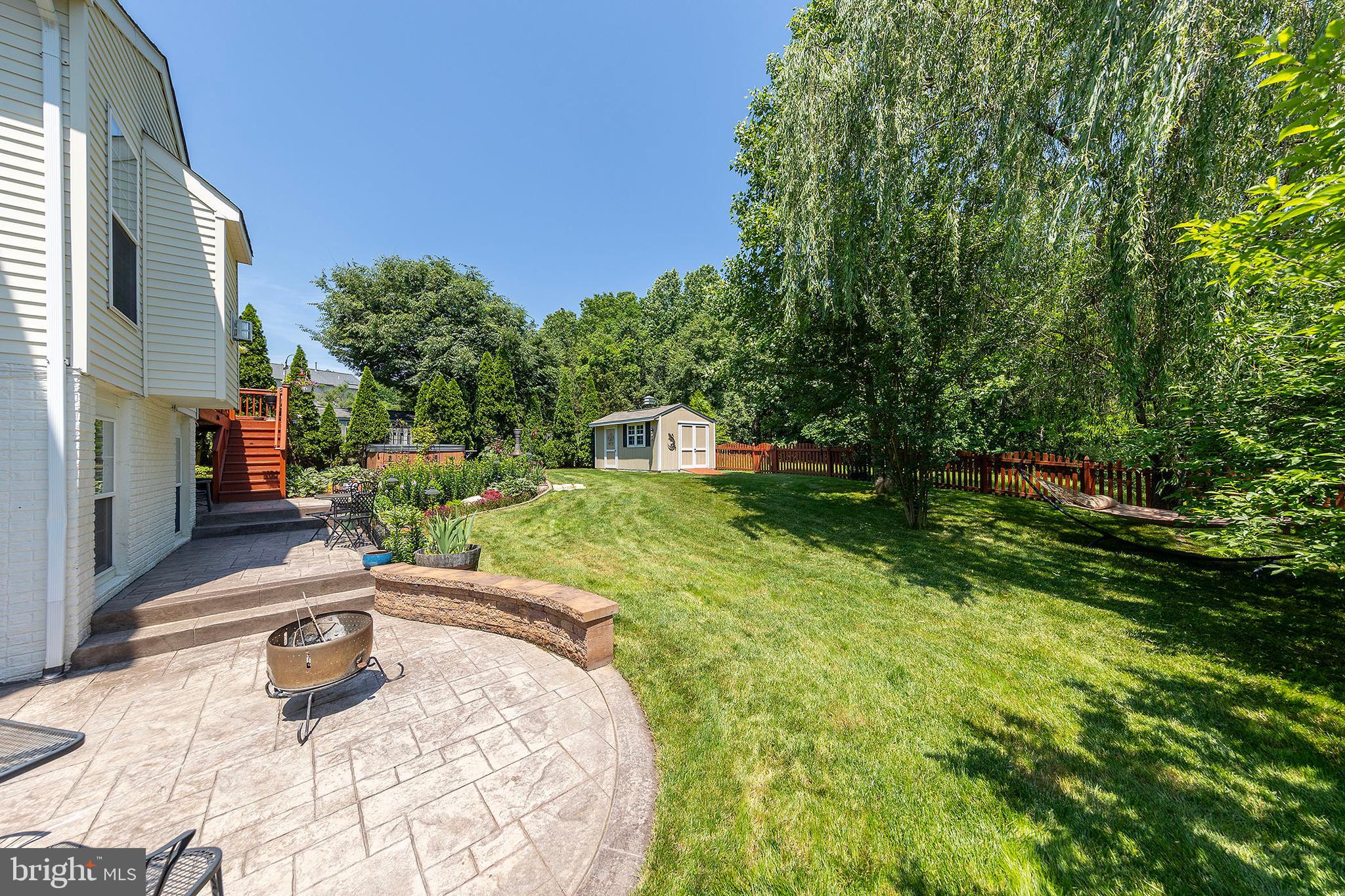 WAYSIDE VILLAGE - Residential