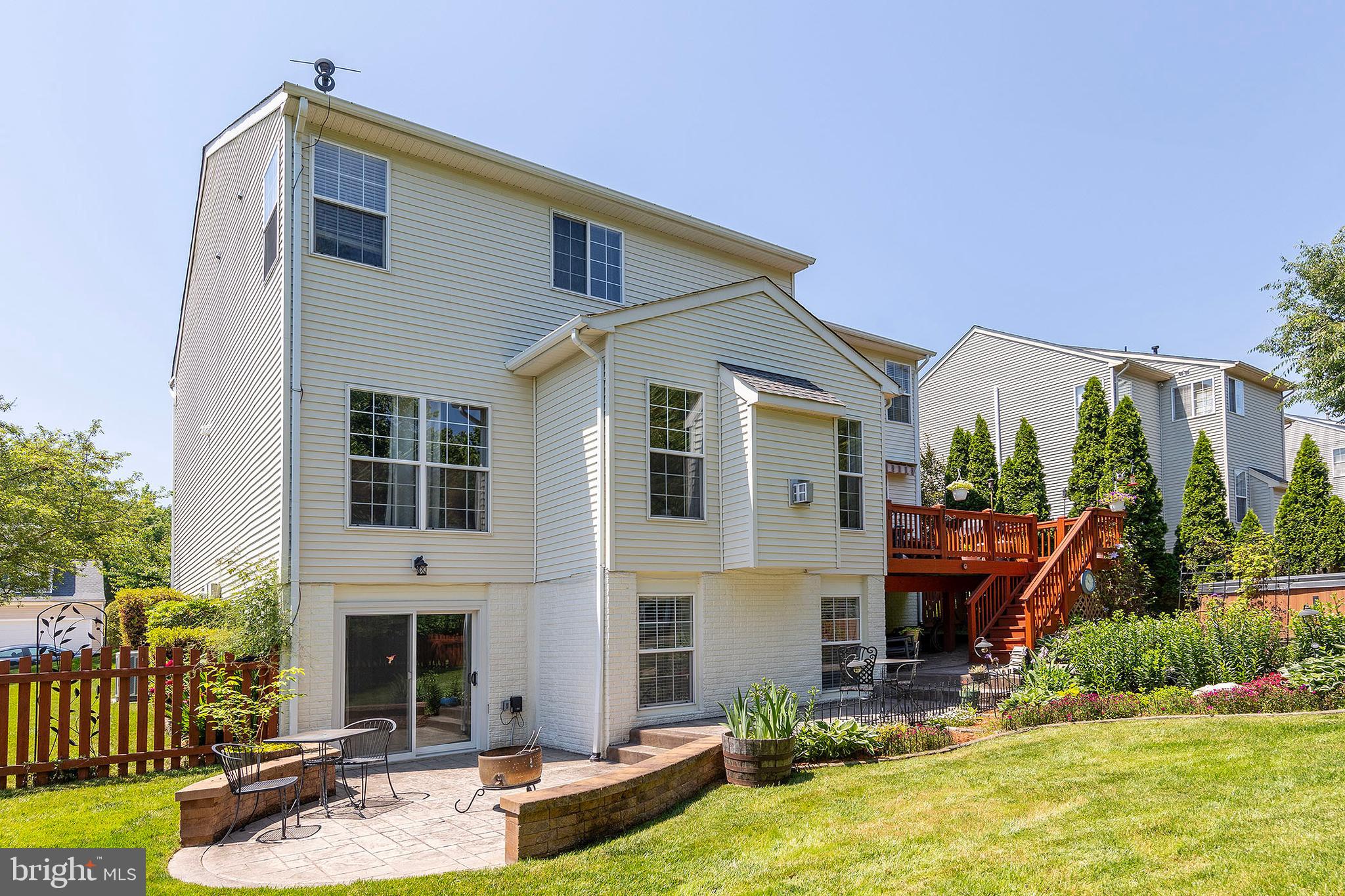 WAYSIDE VILLAGE - Residential