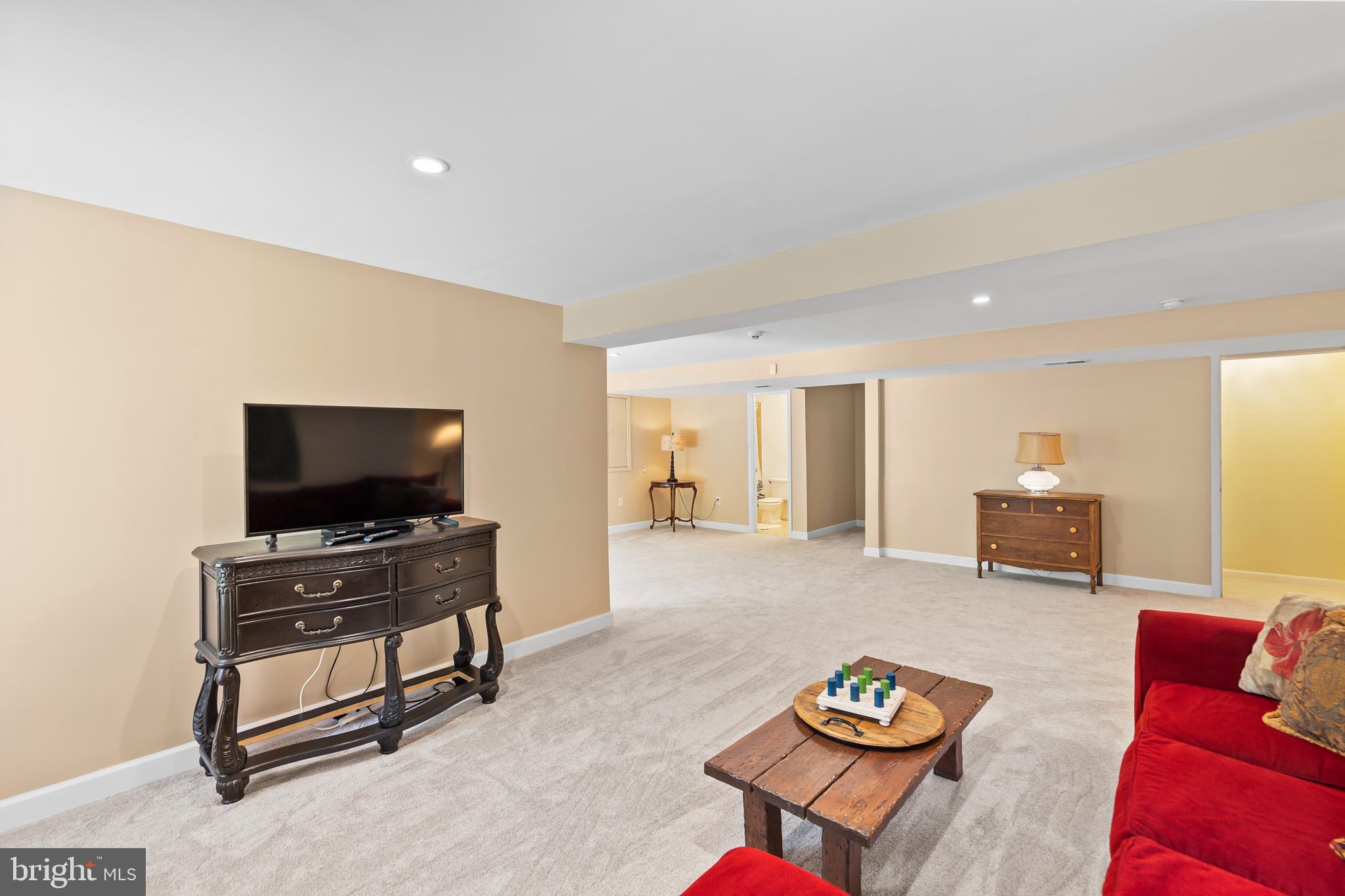 WAYSIDE VILLAGE - Residential