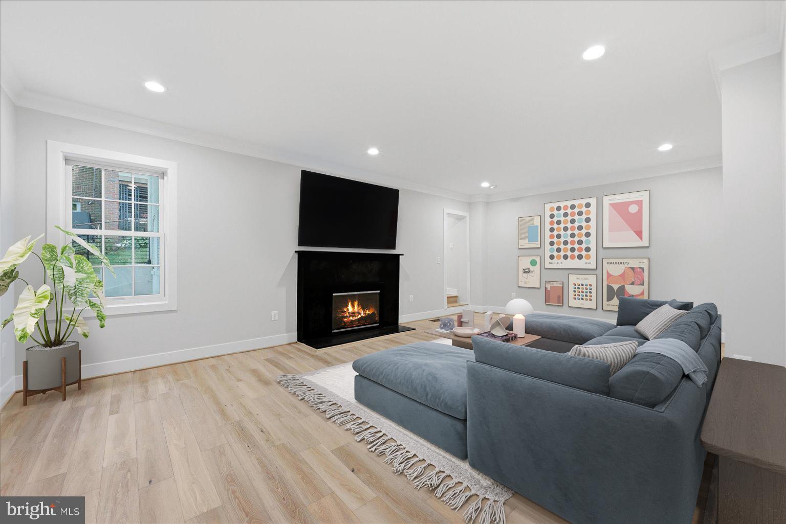 CLEVELAND PARK - Residential