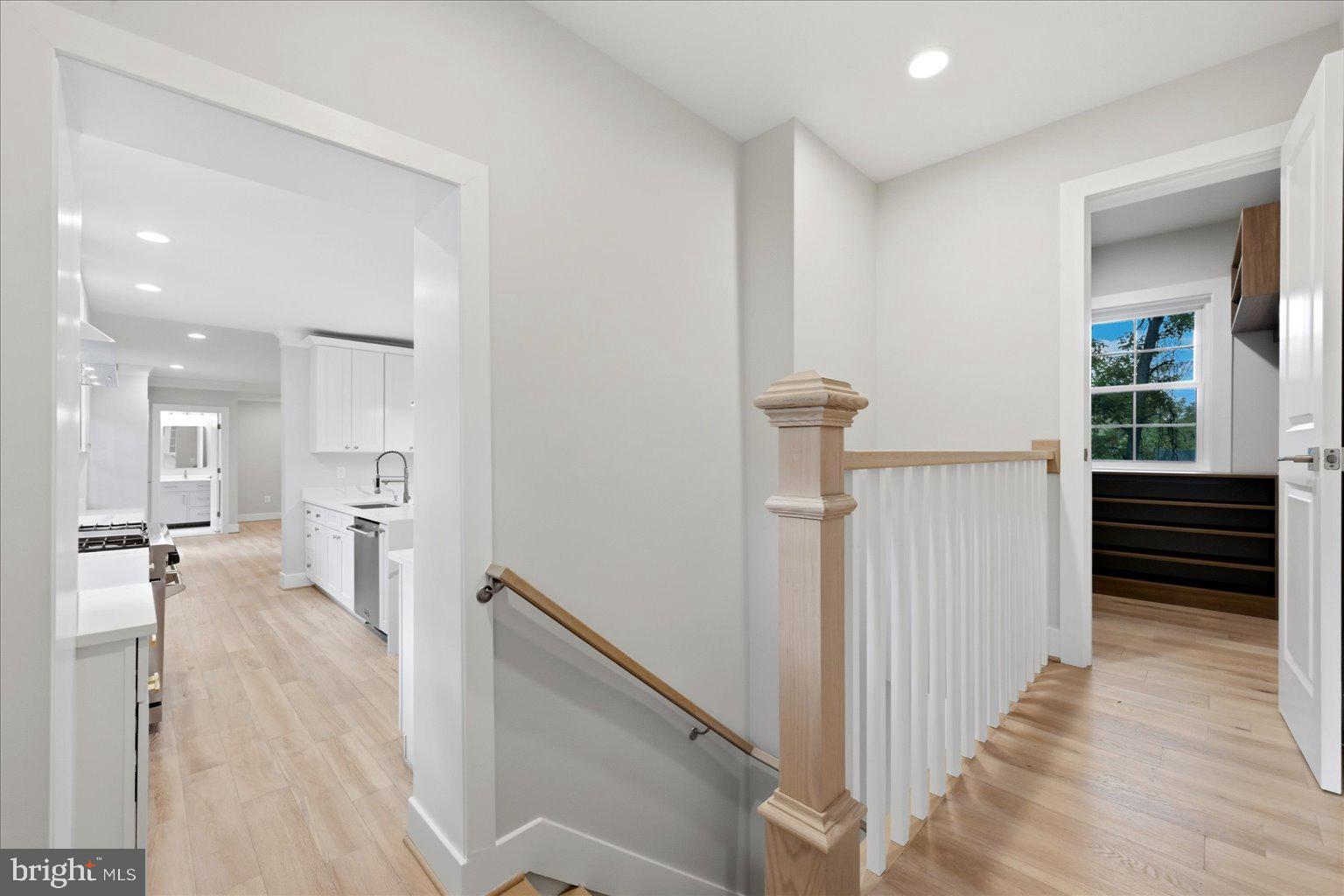 CLEVELAND PARK - Residential