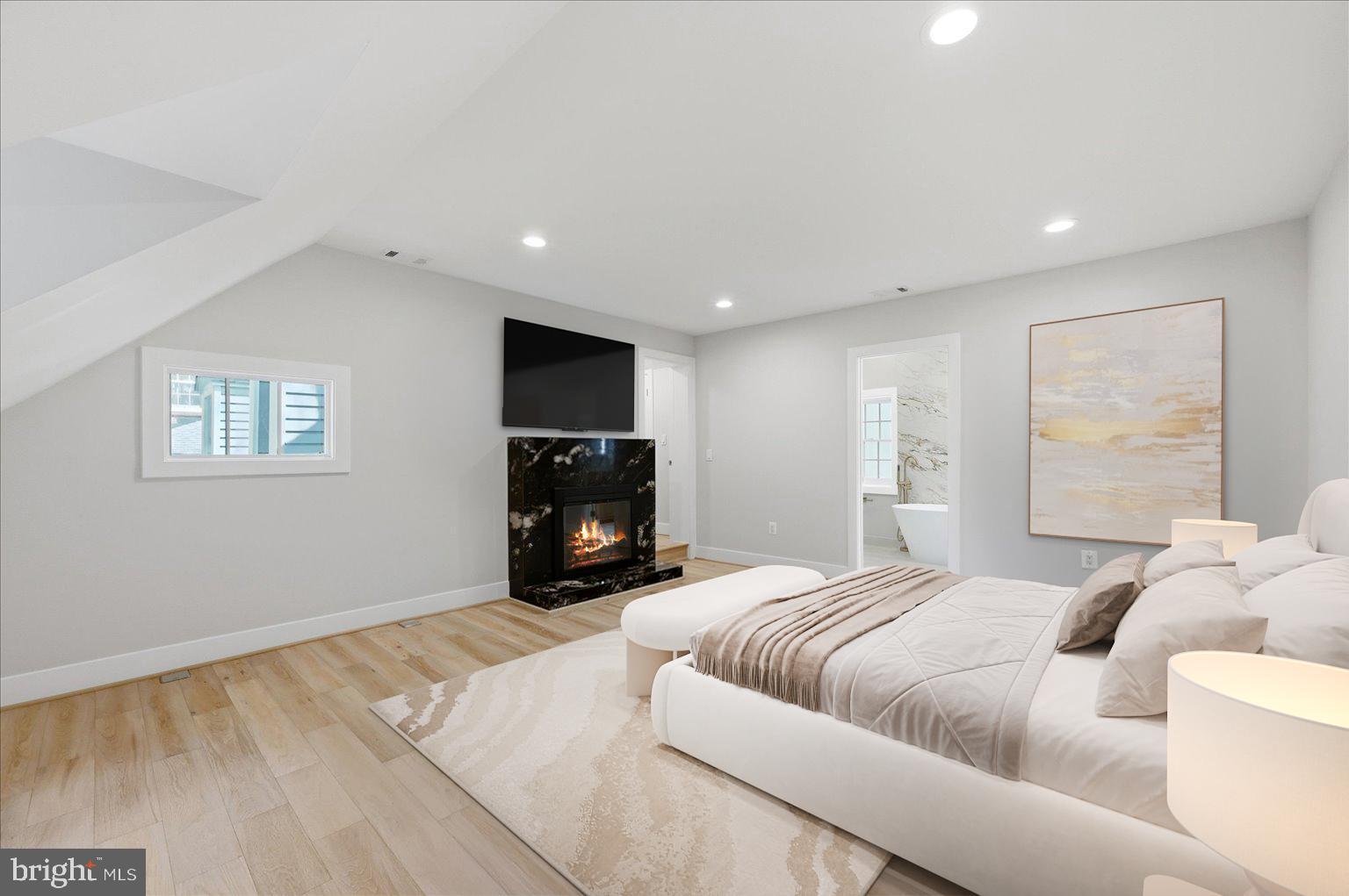 CLEVELAND PARK - Residential