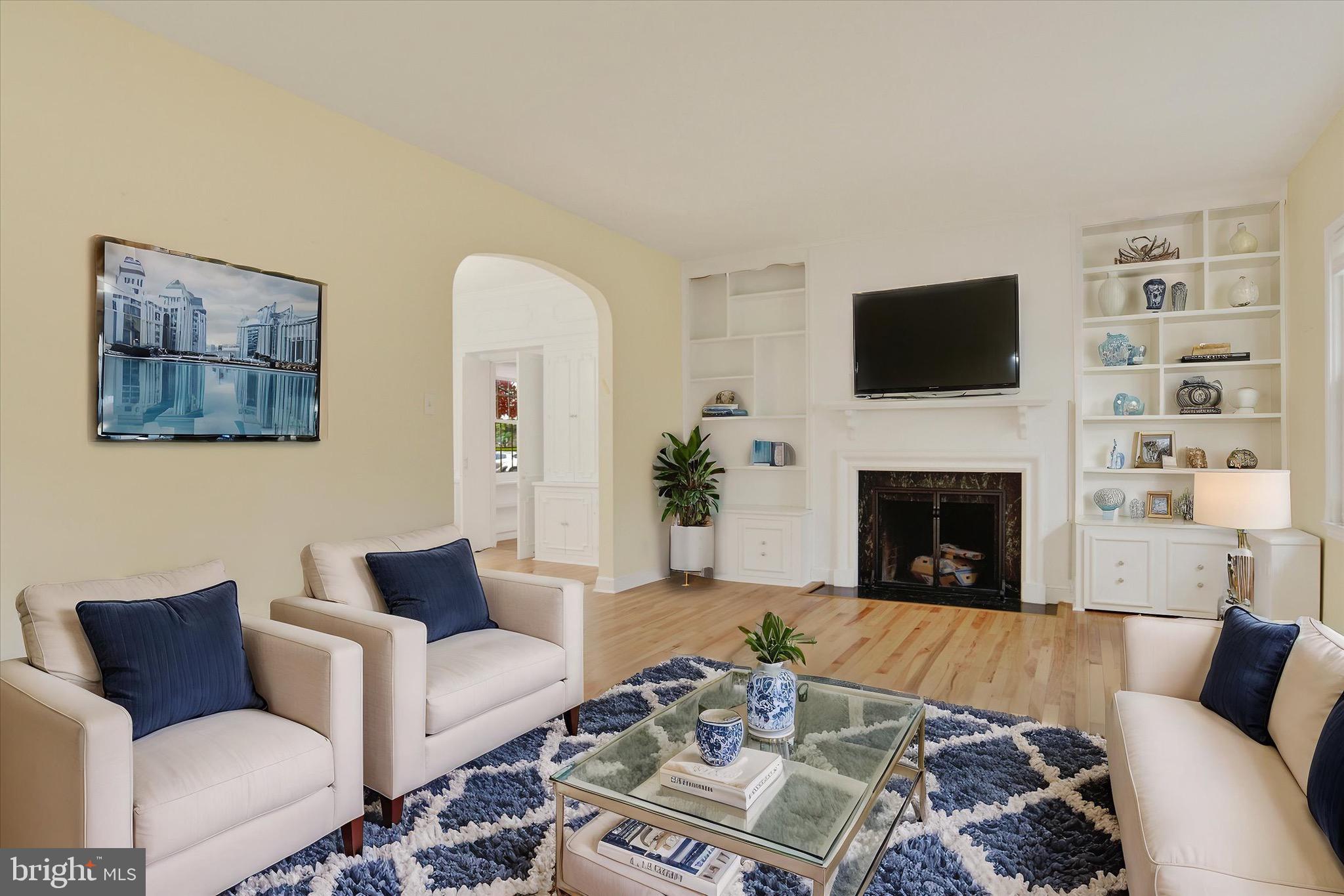 MONTROSE PARK - Residential