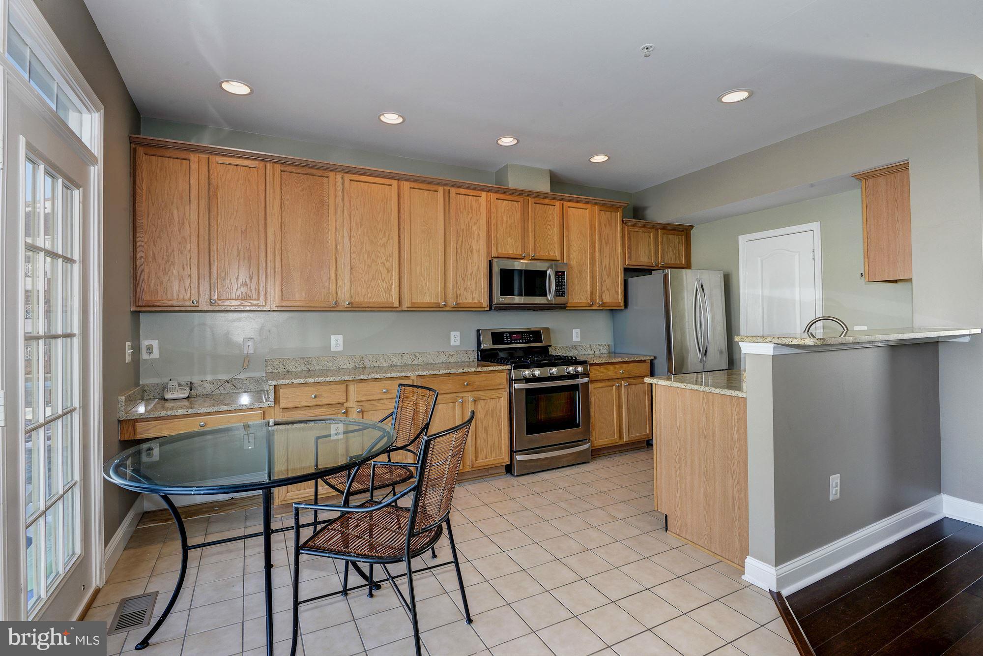 KING FARM BAILEYS COMMON - Residential