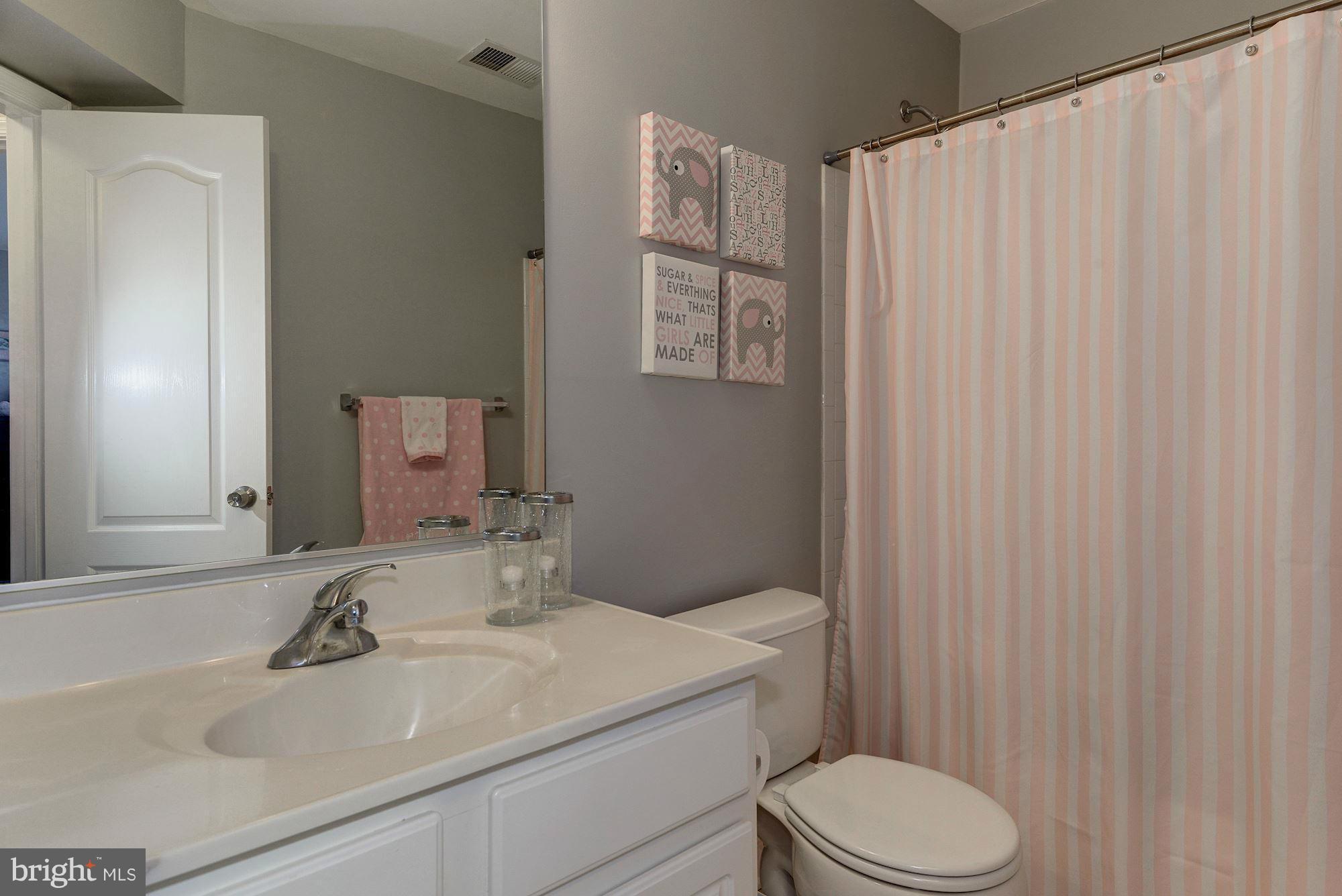 KING FARM BAILEYS COMMON - Residential