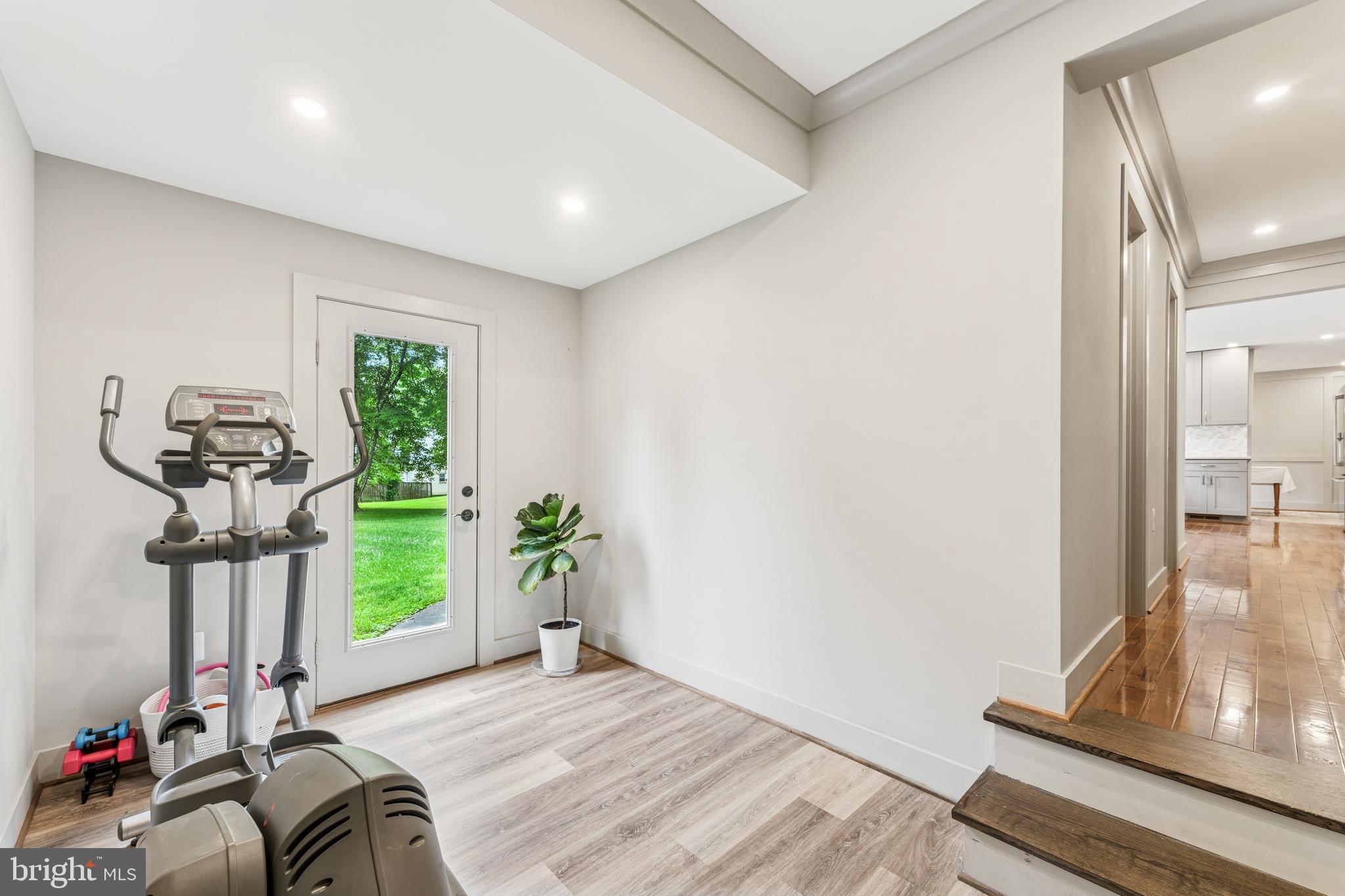 NORBECK ESTATES - Residential