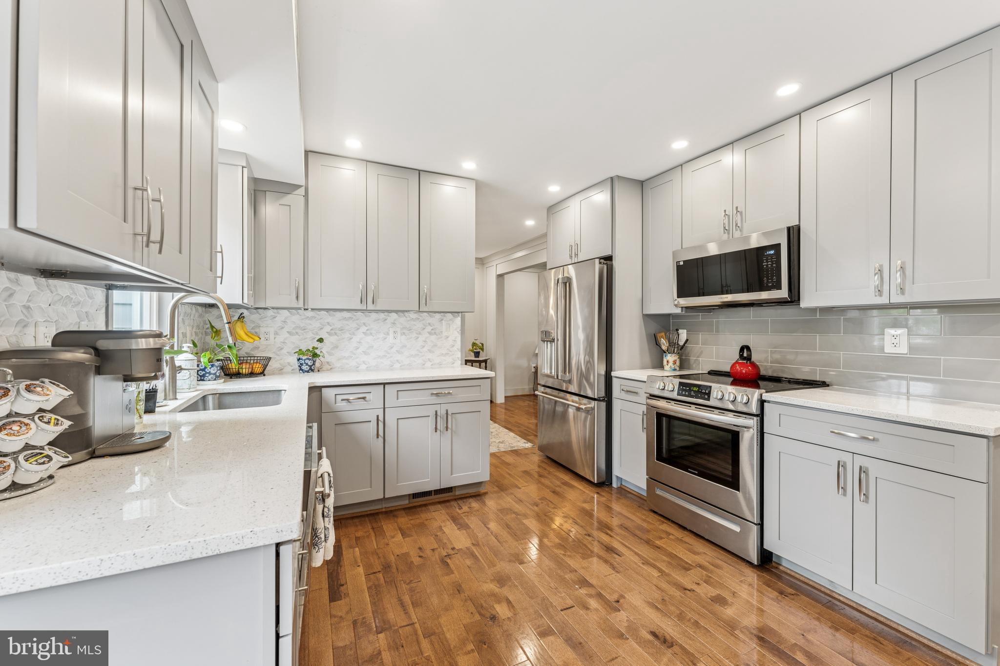 NORBECK ESTATES - Residential