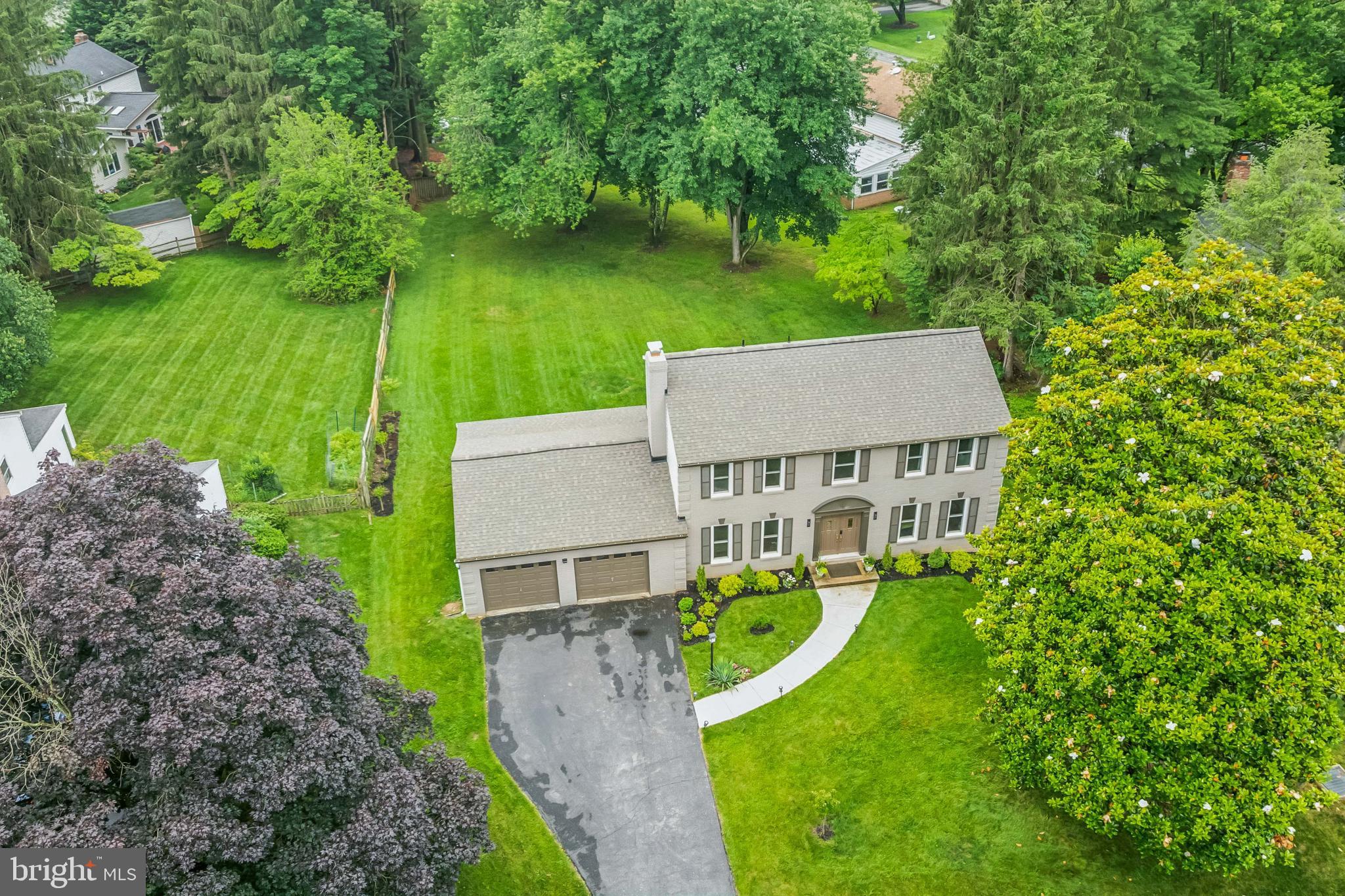 NORBECK ESTATES - Residential