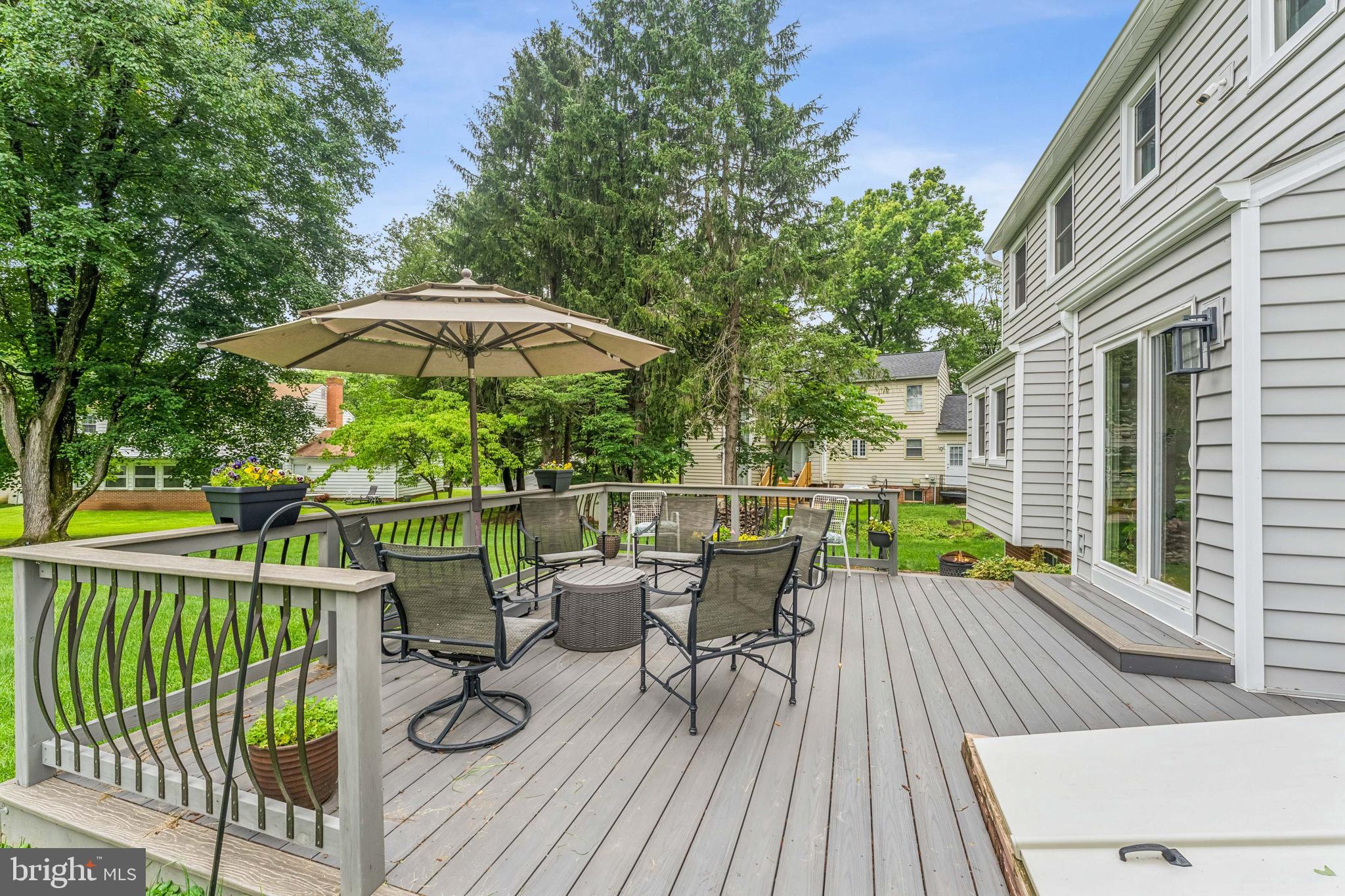 NORBECK ESTATES - Residential