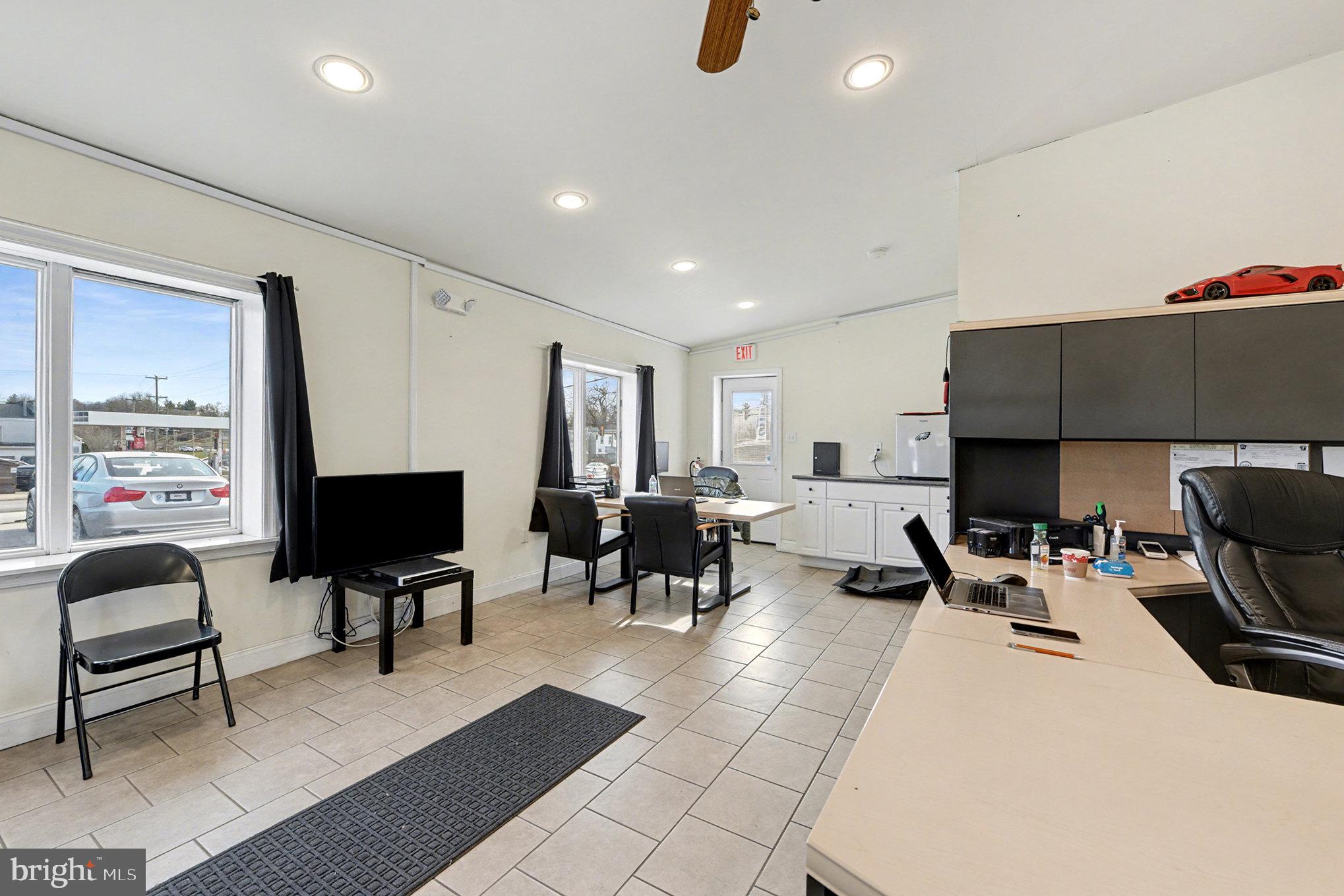 BLACK HORSE - Residential Income