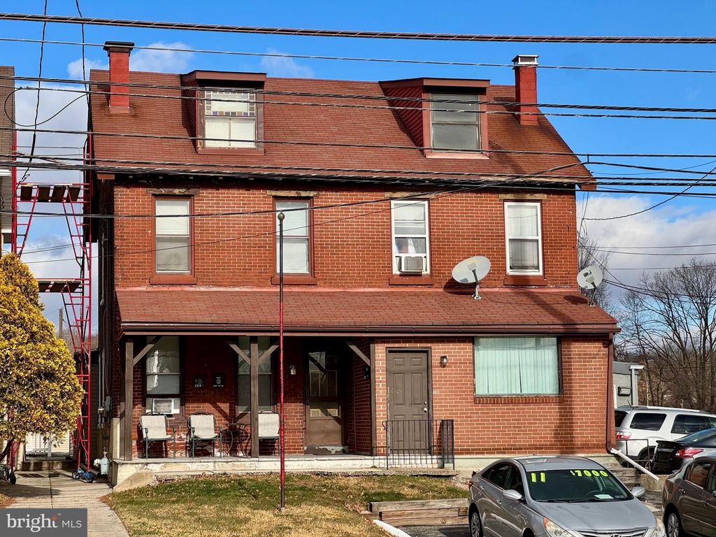 Photo of 1321 E Ridge Pike, PLYMOUTH MEETING, PA 19462 (MLS # PAMC2163594)