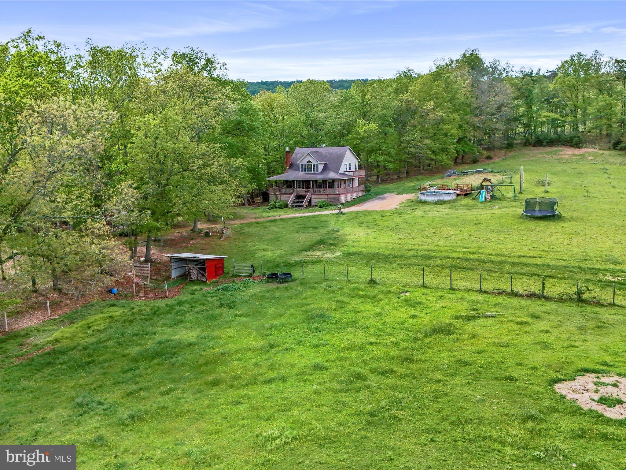 BARNES MILL ESTATES - Residential
