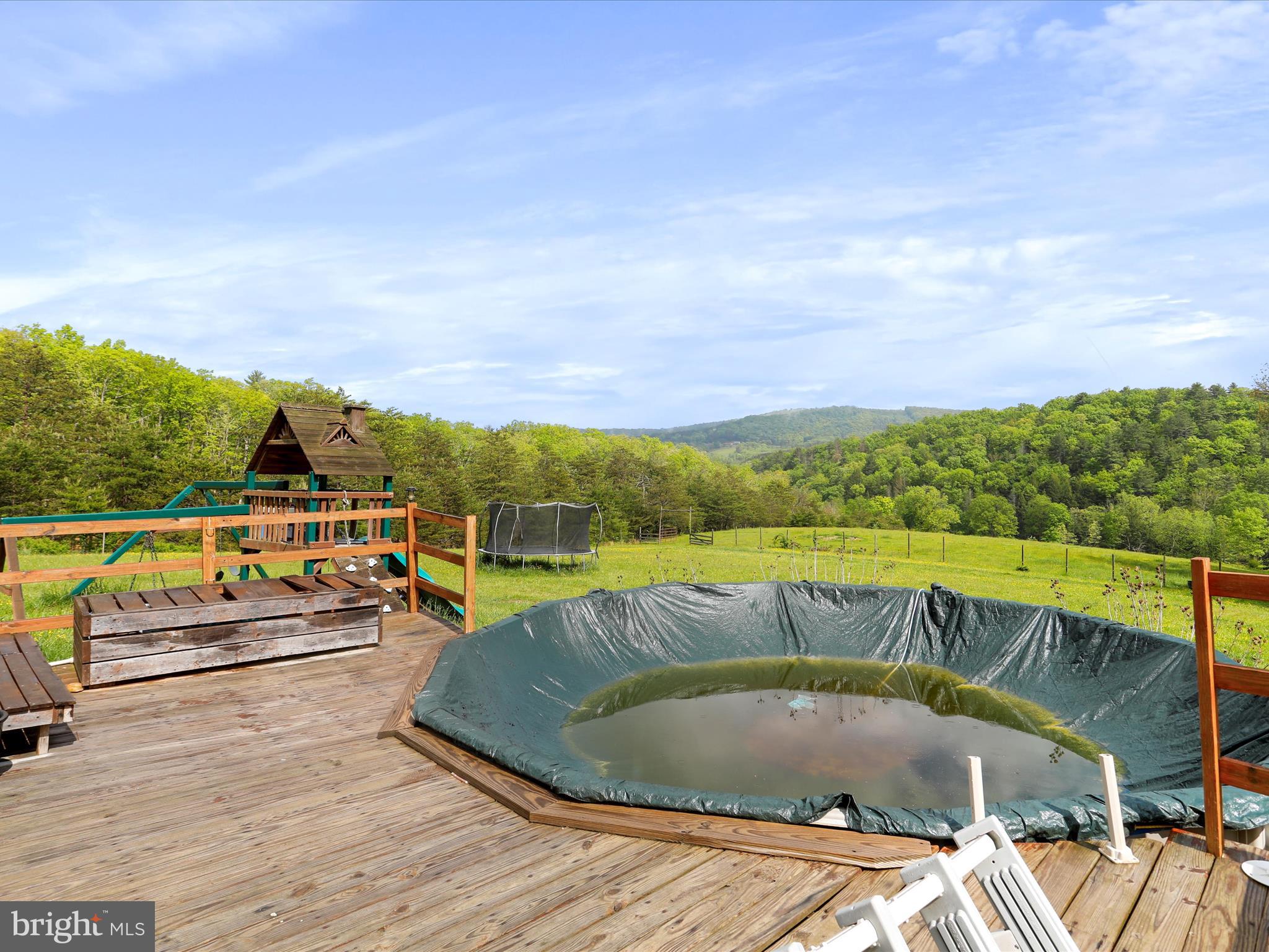 BARNES MILL ESTATES - Residential