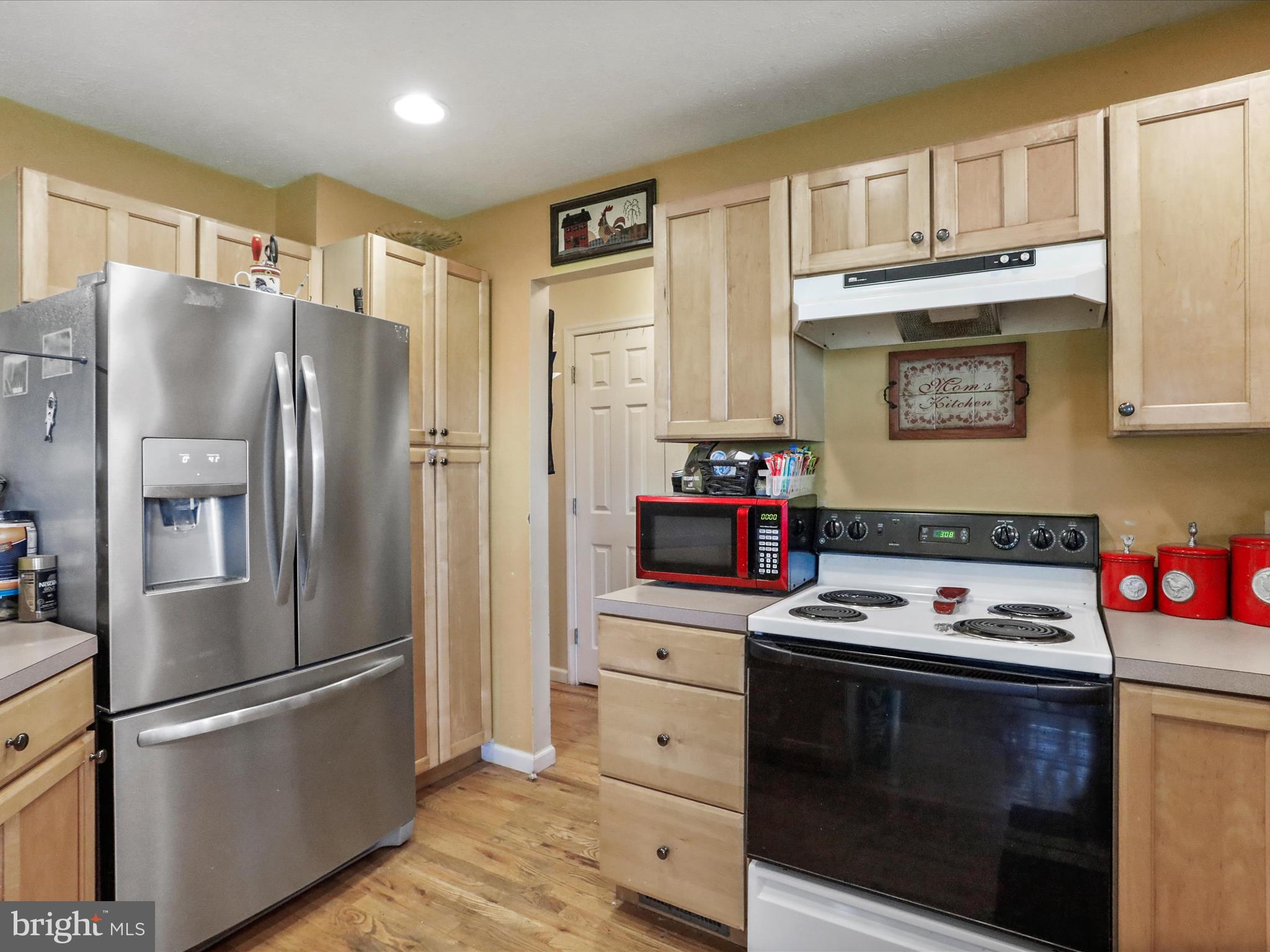 BARNES MILL ESTATES - Residential