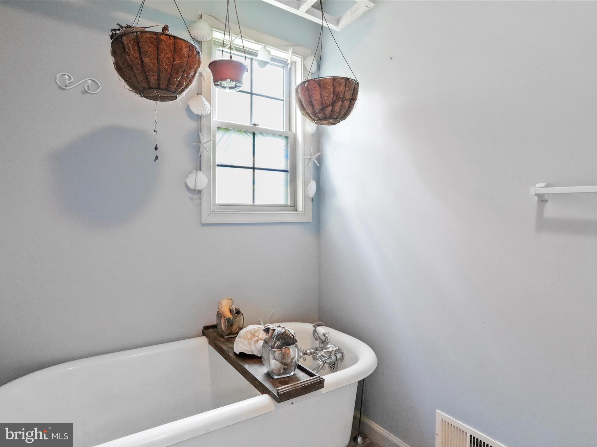 BARNES MILL ESTATES - Residential