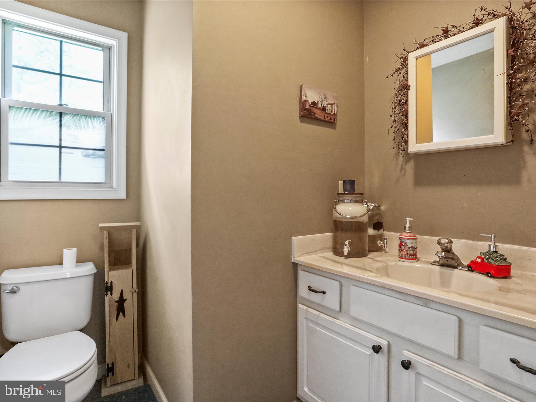 BARNES MILL ESTATES - Residential