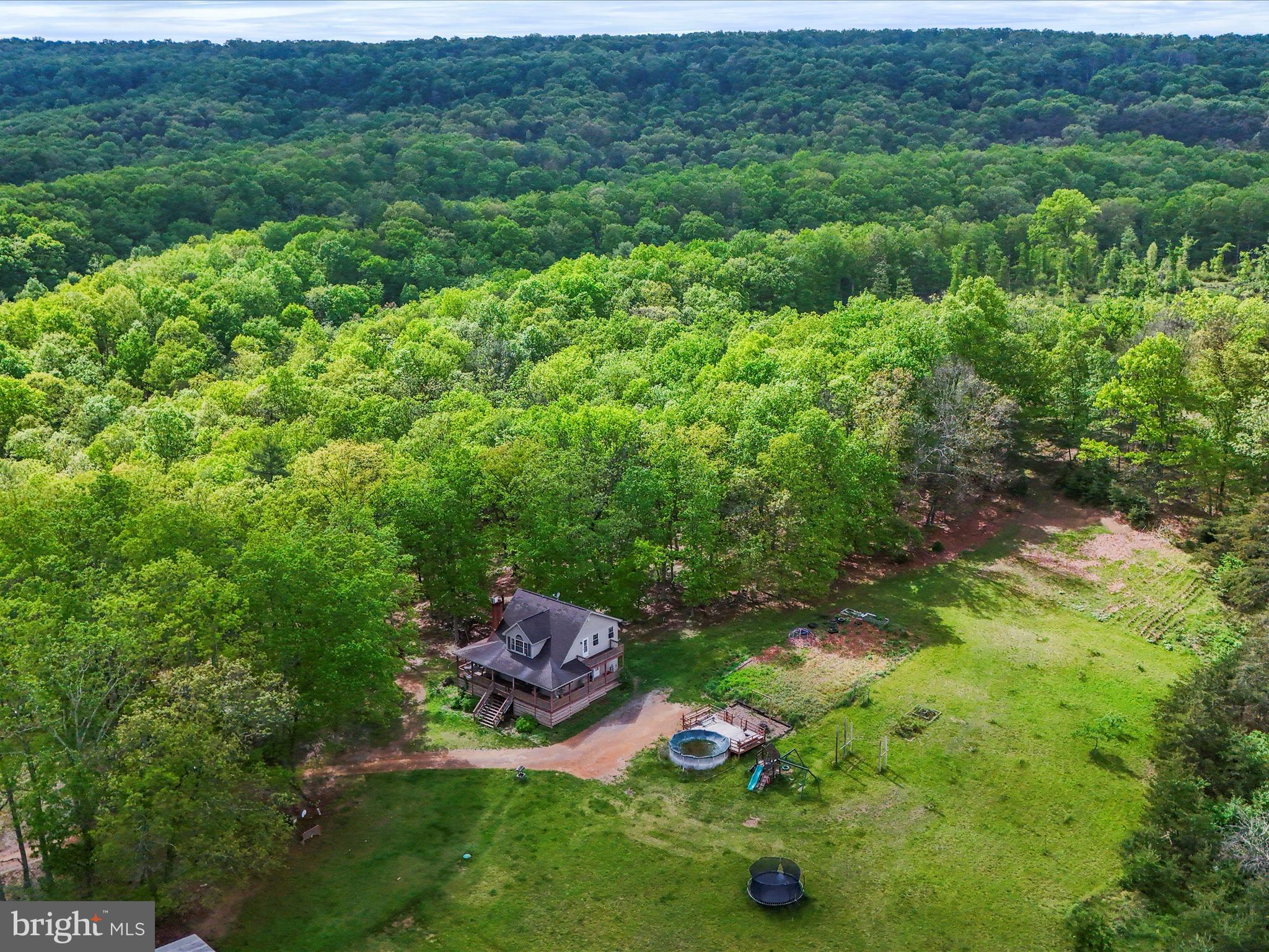BARNES MILL ESTATES - Residential