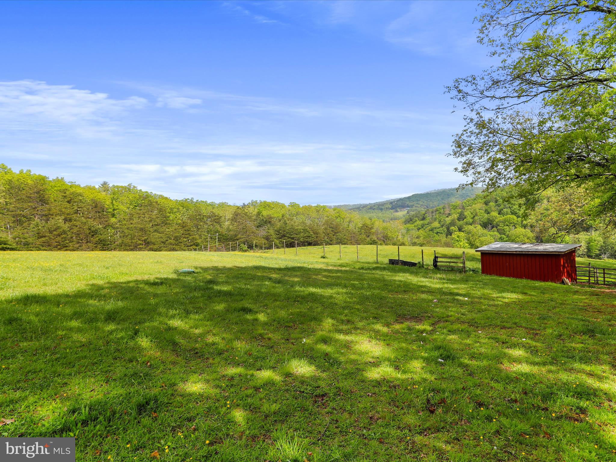 BARNES MILL ESTATES - Residential